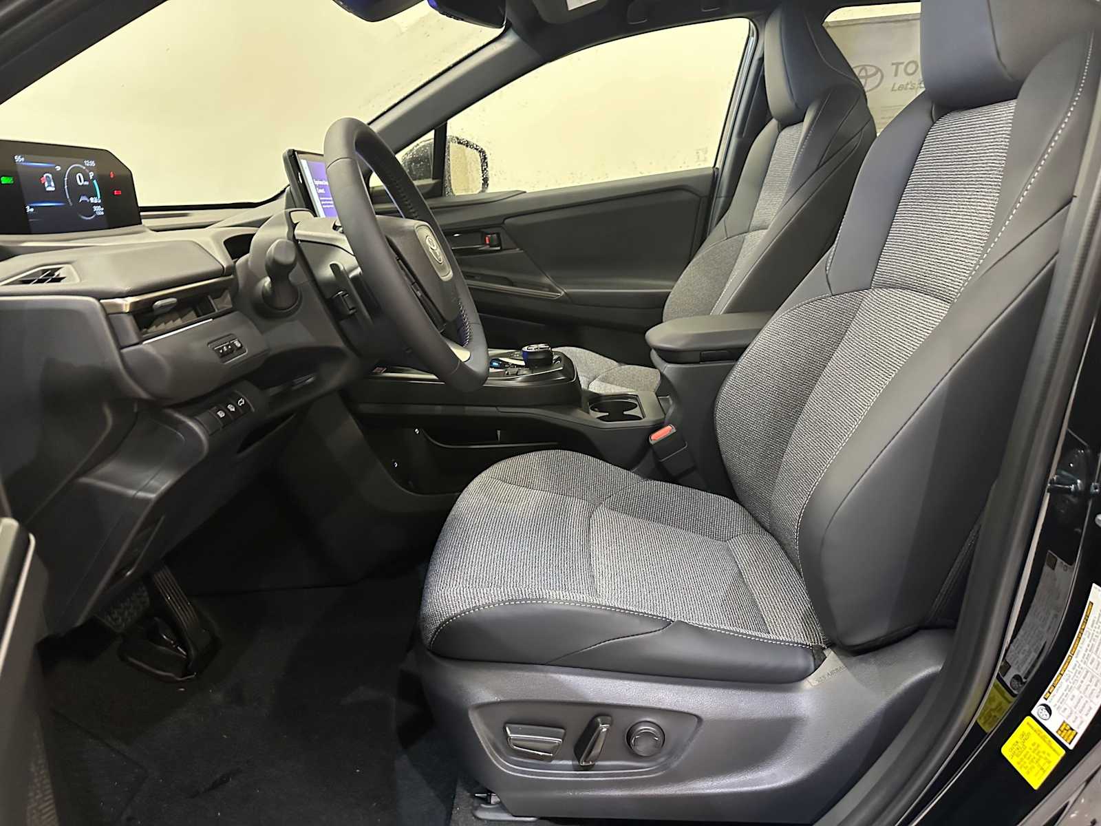 Thumbnail: 2026 Toyota bZ - 20