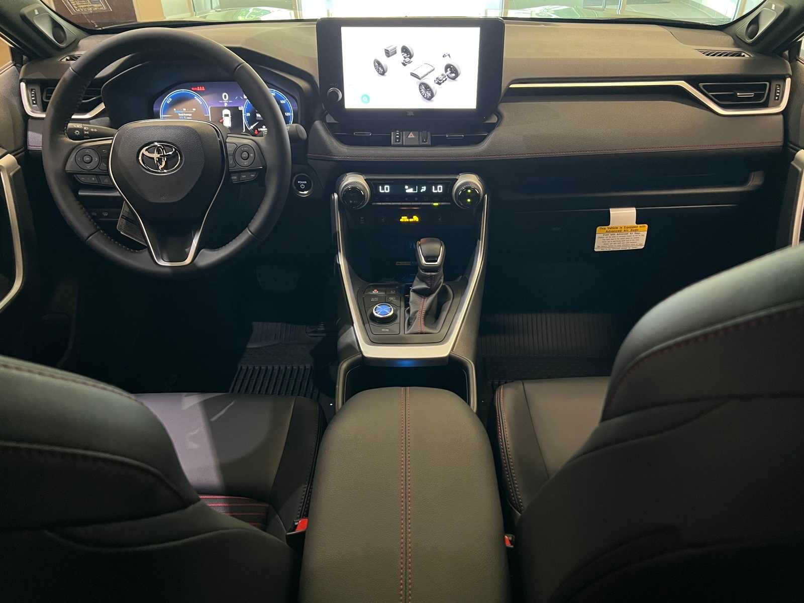 Thumbnail: 2025 Toyota RAV4 - 10