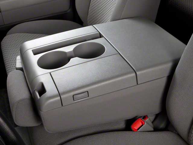 Thumbnail: 2010 Toyota Tundra - 13