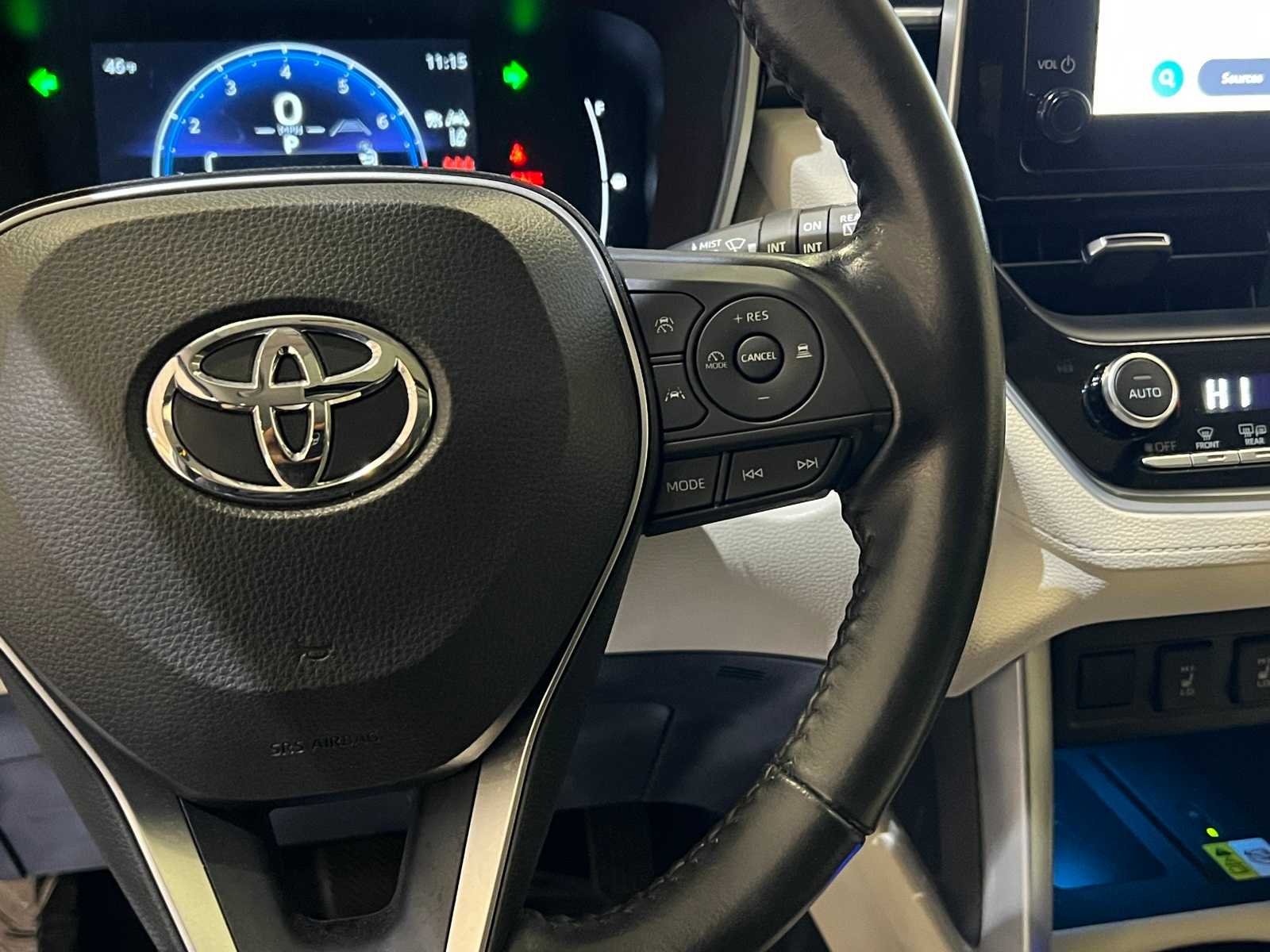 Thumbnail: 2023 Toyota Corolla Cross - 21