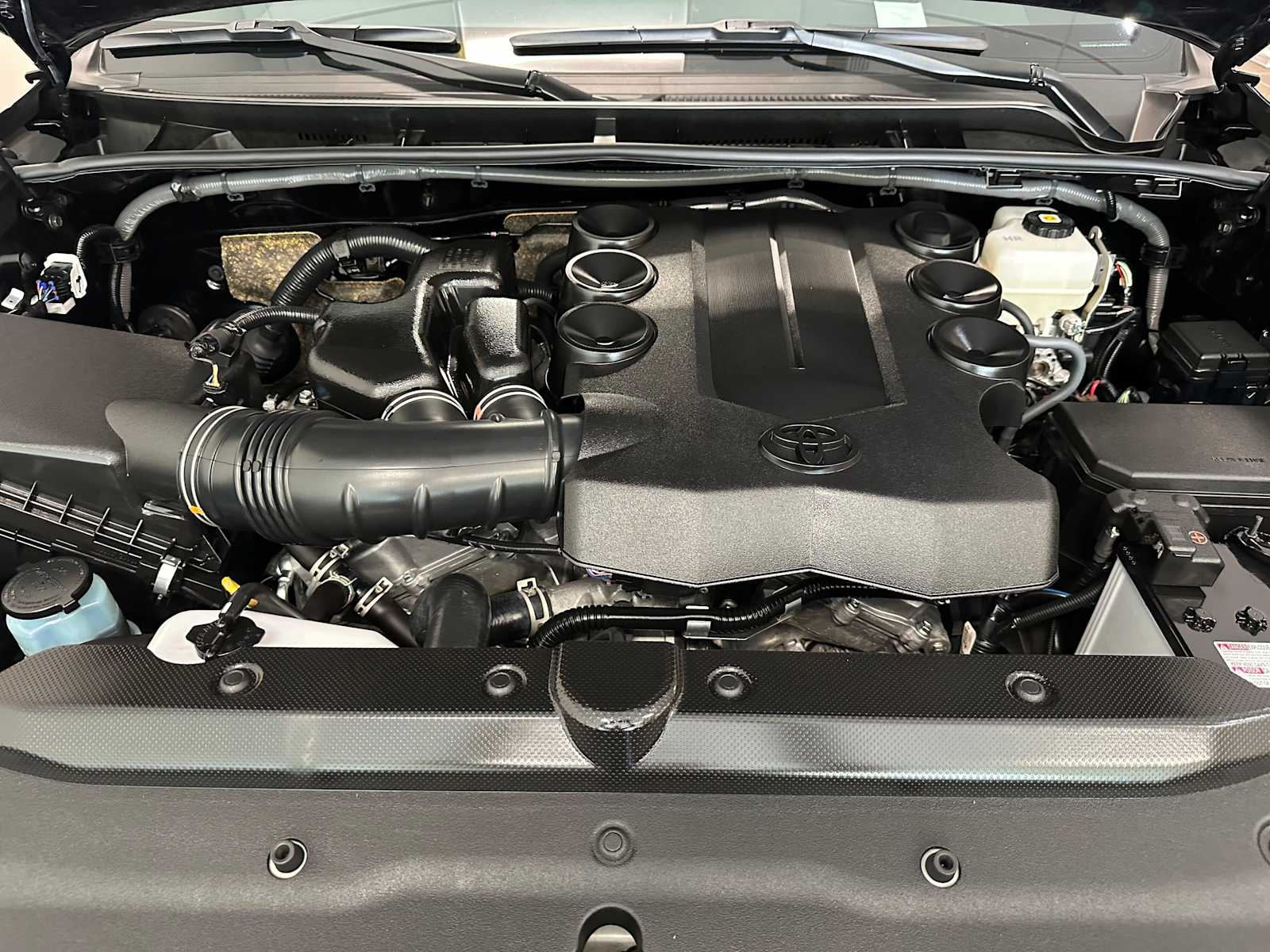 Thumbnail: 2023 Toyota 4Runner - 9