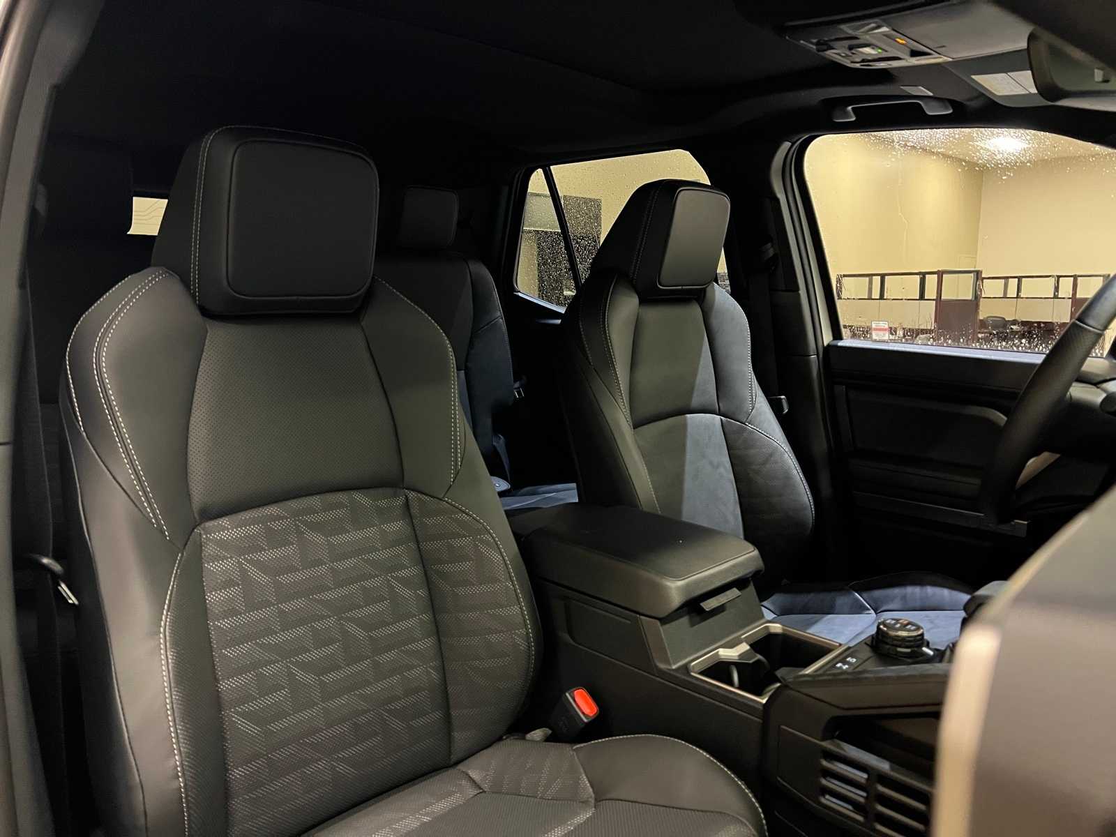 Thumbnail: 2025 Toyota 4Runner - 14