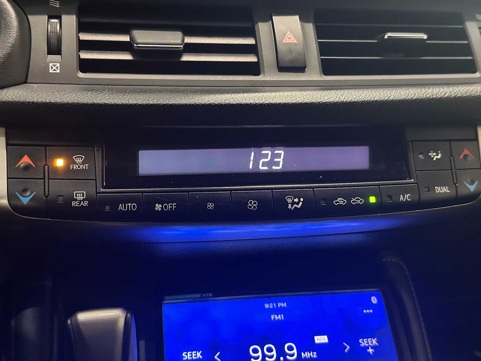 Thumbnail: 2014 Lexus CT - 15