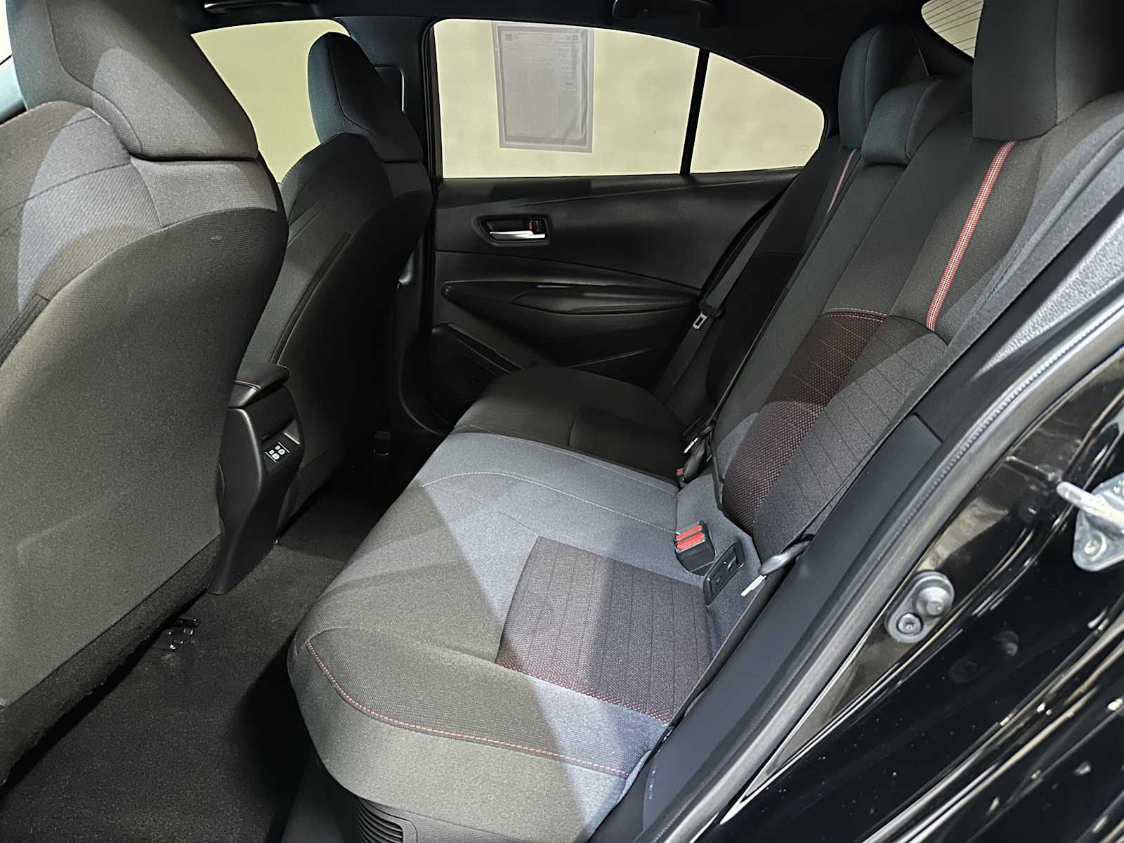 Thumbnail: 2025 Toyota Corolla - 22