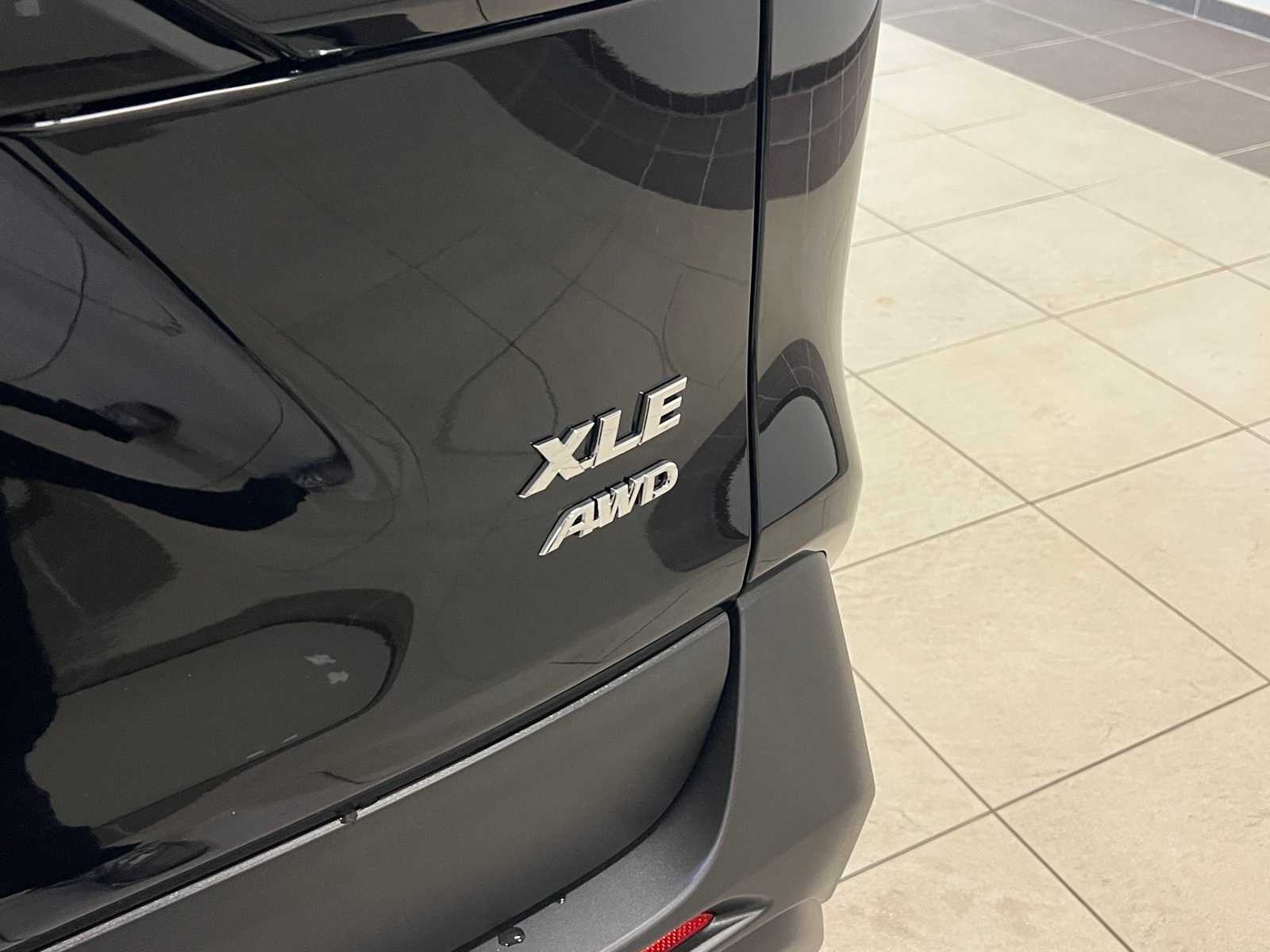 Thumbnail: 2025 Toyota RAV4 - 6