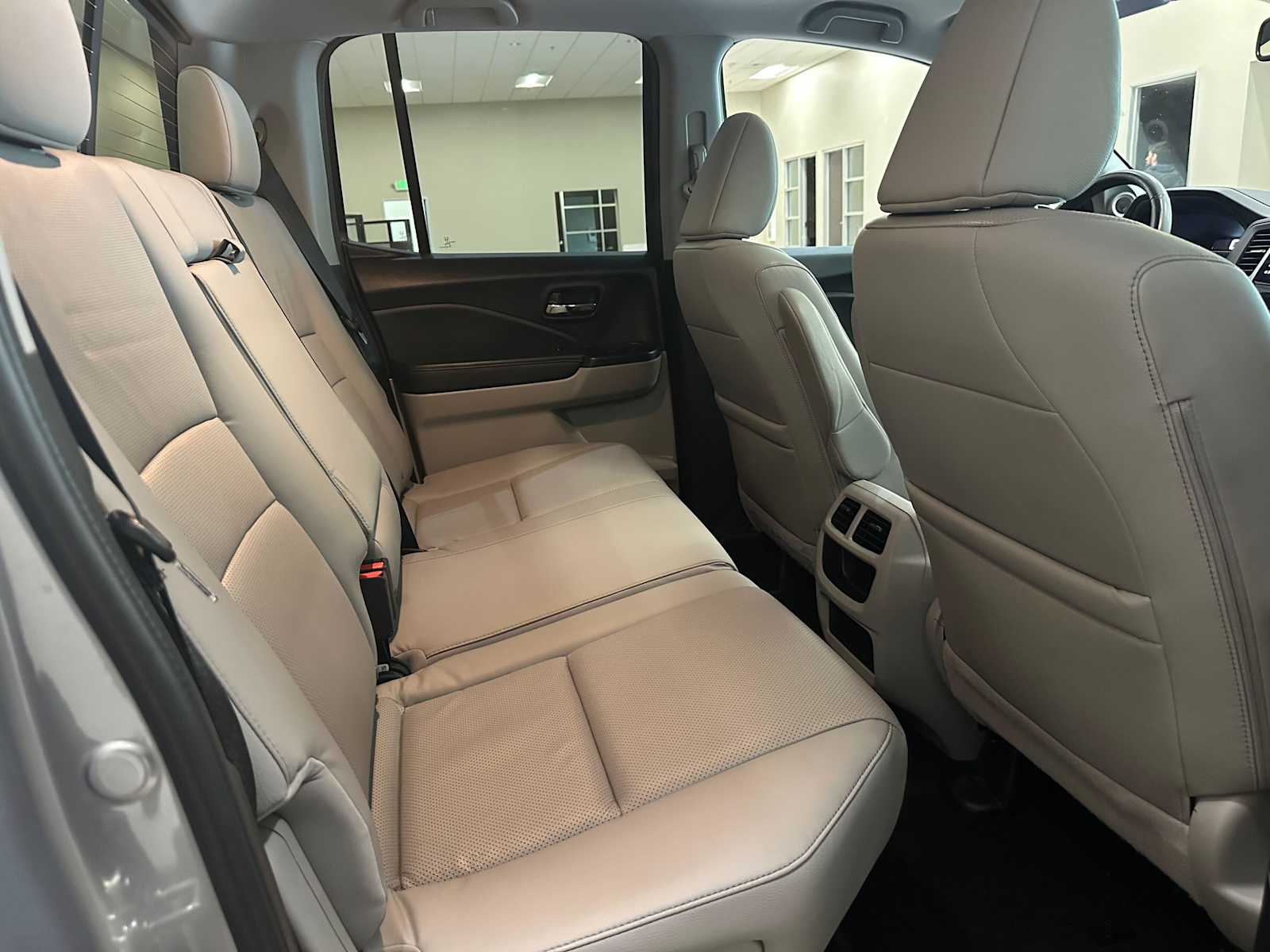 Thumbnail: 2019 Honda Ridgeline - 26