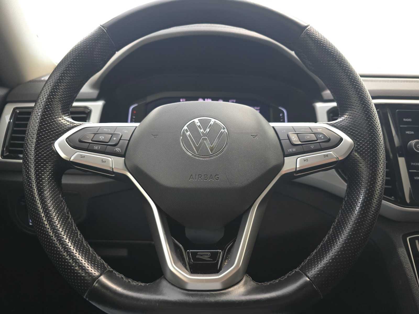 Thumbnail: 2021 Volkswagen Atlas - 10
