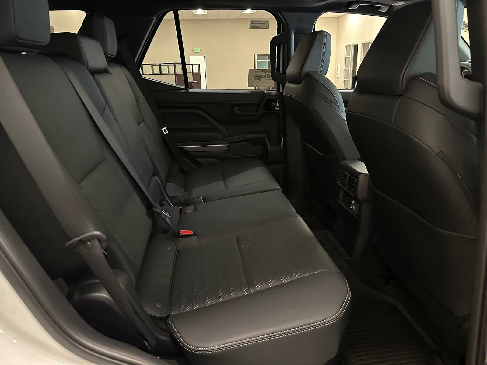 Thumbnail: 2026 Toyota 4Runner - 25