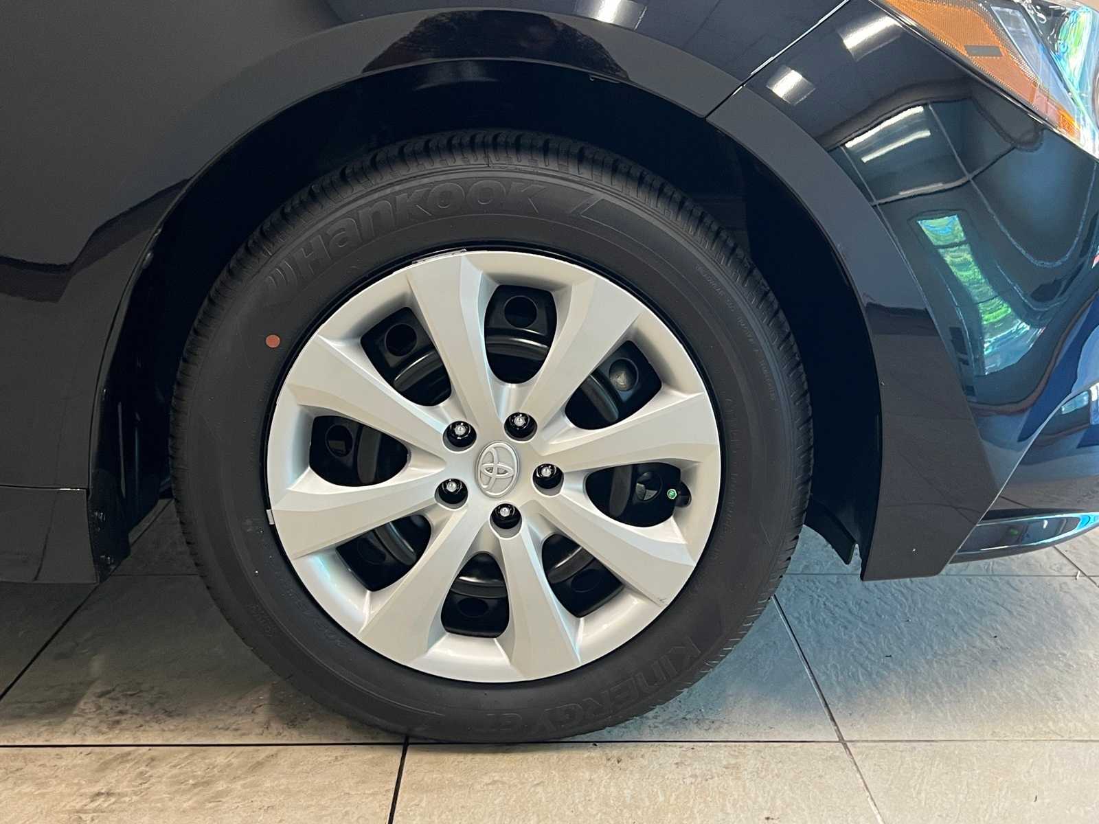 Thumbnail: 2025 Toyota Corolla - 7