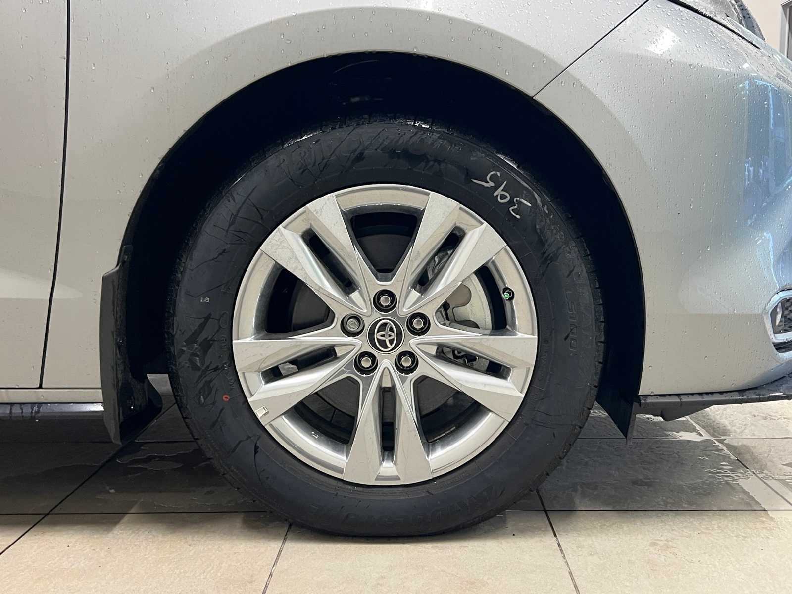 Thumbnail: 2025 Toyota Sienna - 7