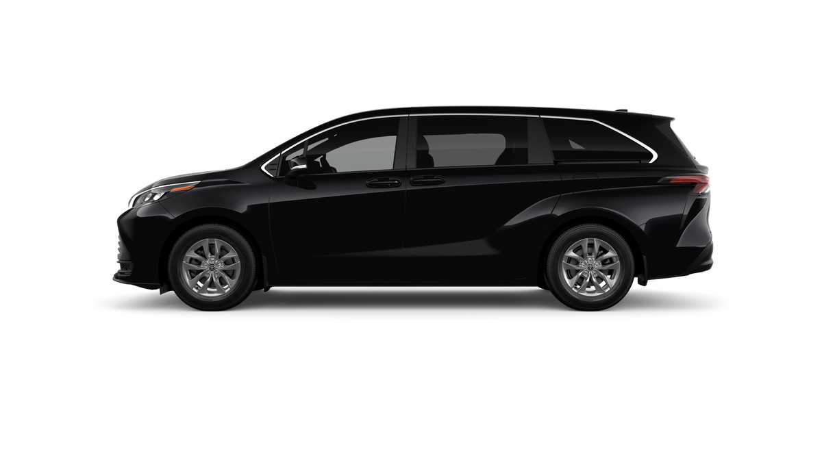 Thumbnail: 2026 Toyota Sienna - 4