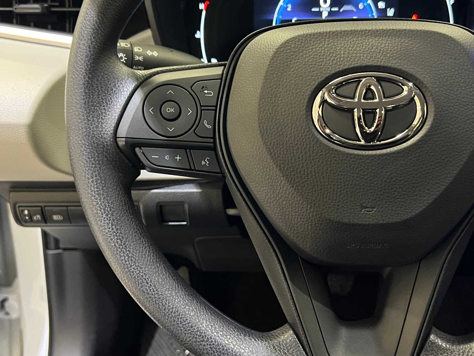 Thumbnail: 2026 Toyota Corolla - 21