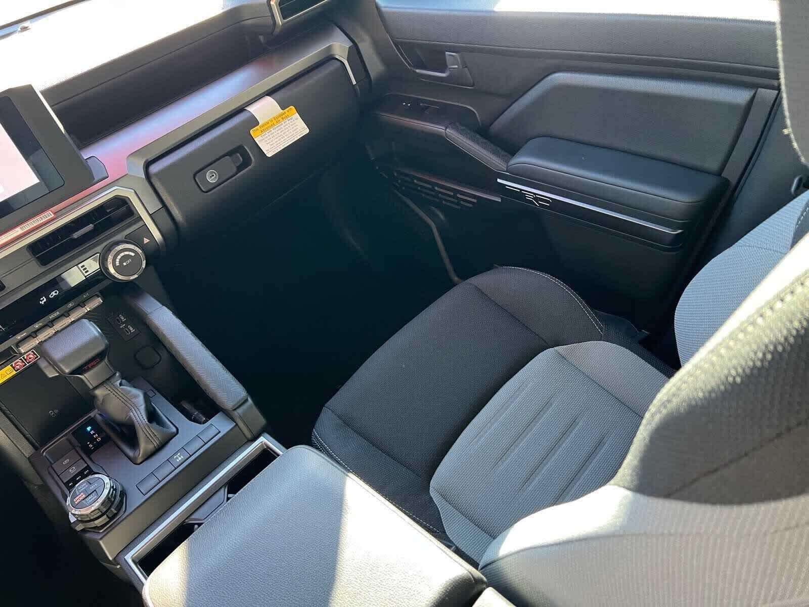 Thumbnail: 2025 Toyota 4Runner - 11