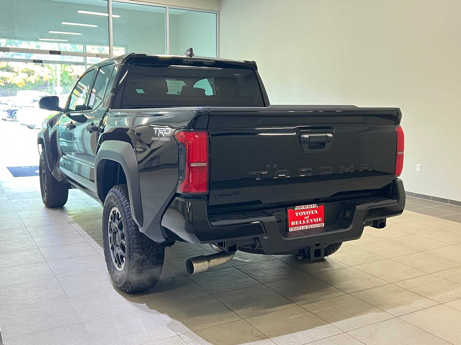 Thumbnail: 2025 Toyota Tacoma - 4