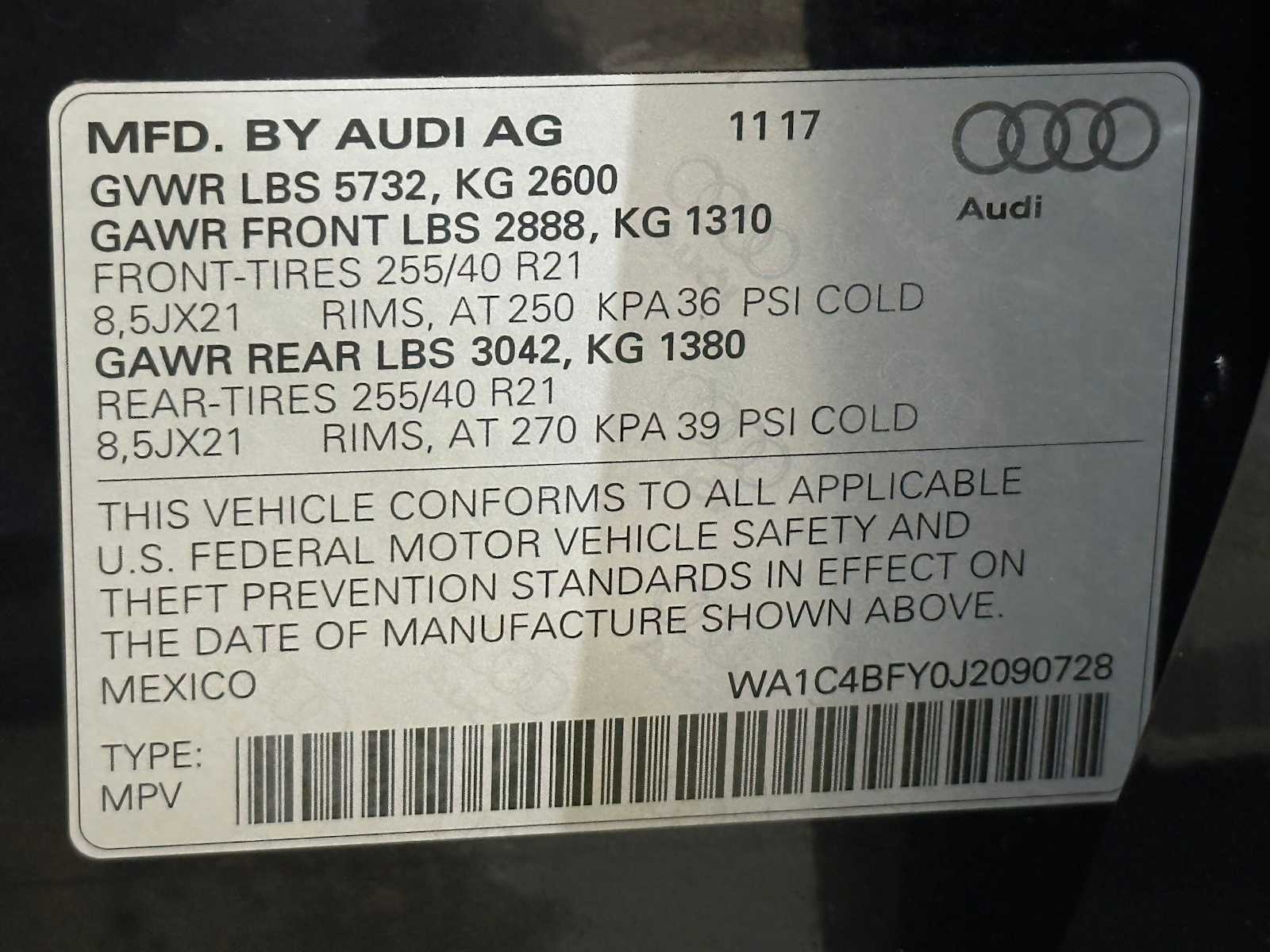 Thumbnail: 2018 Audi SQ5 - 32