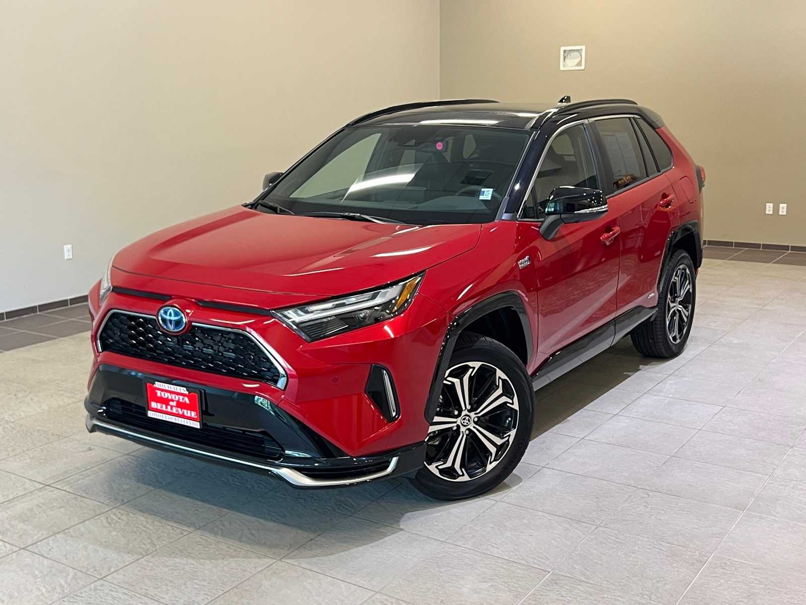 Thumbnail: 2024 Toyota RAV4 - 1