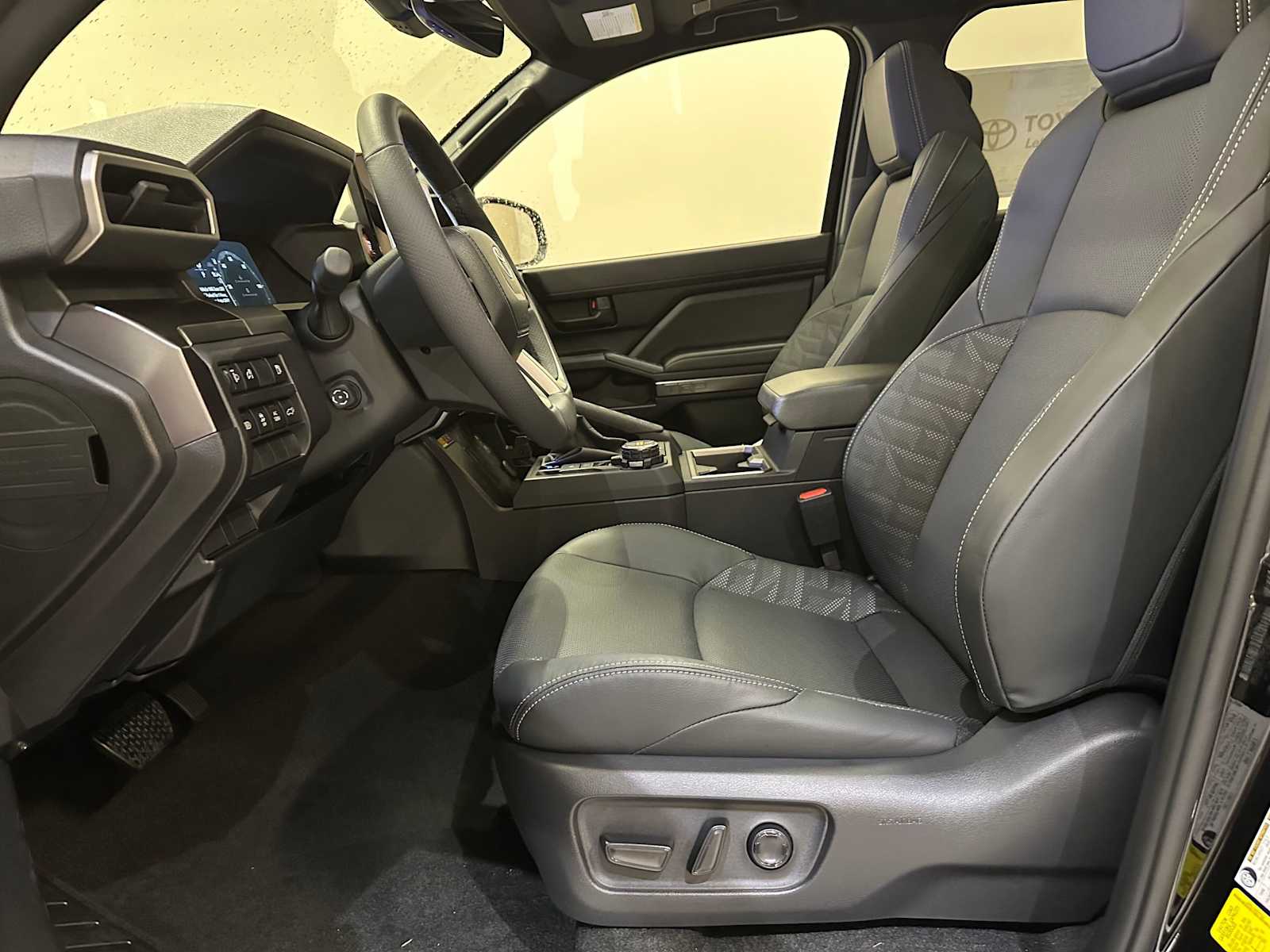 Thumbnail: 2026 Toyota 4Runner - 21