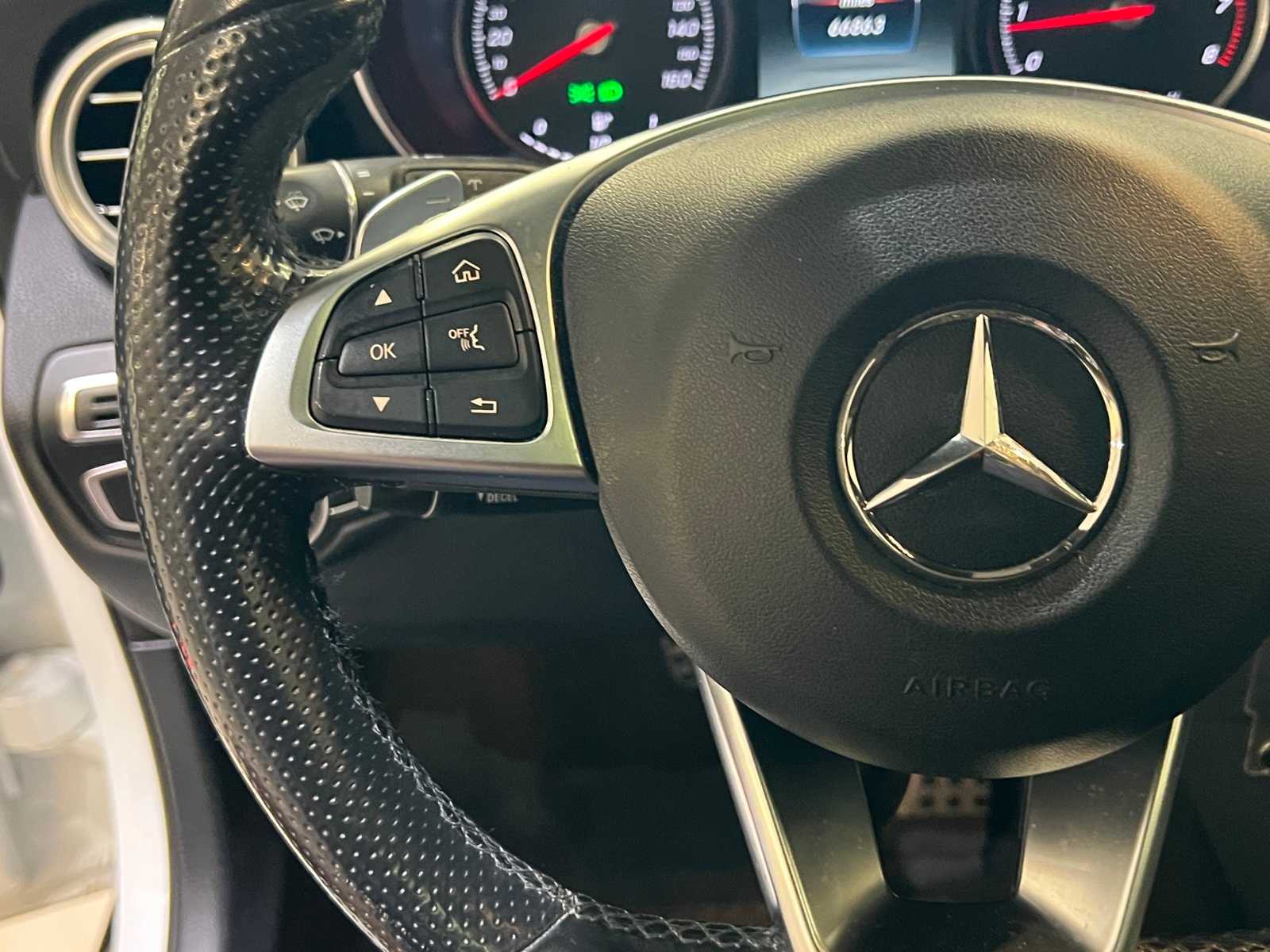 Thumbnail: 2018 Mercedes-Benz GLC - 22