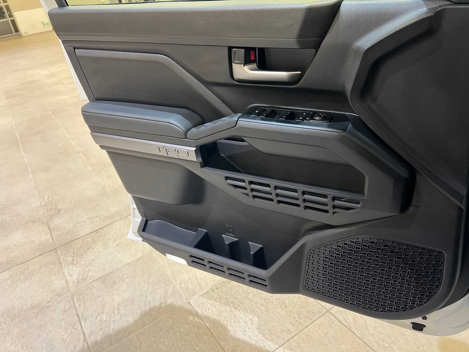 Thumbnail: 2025 Toyota Tacoma - 18