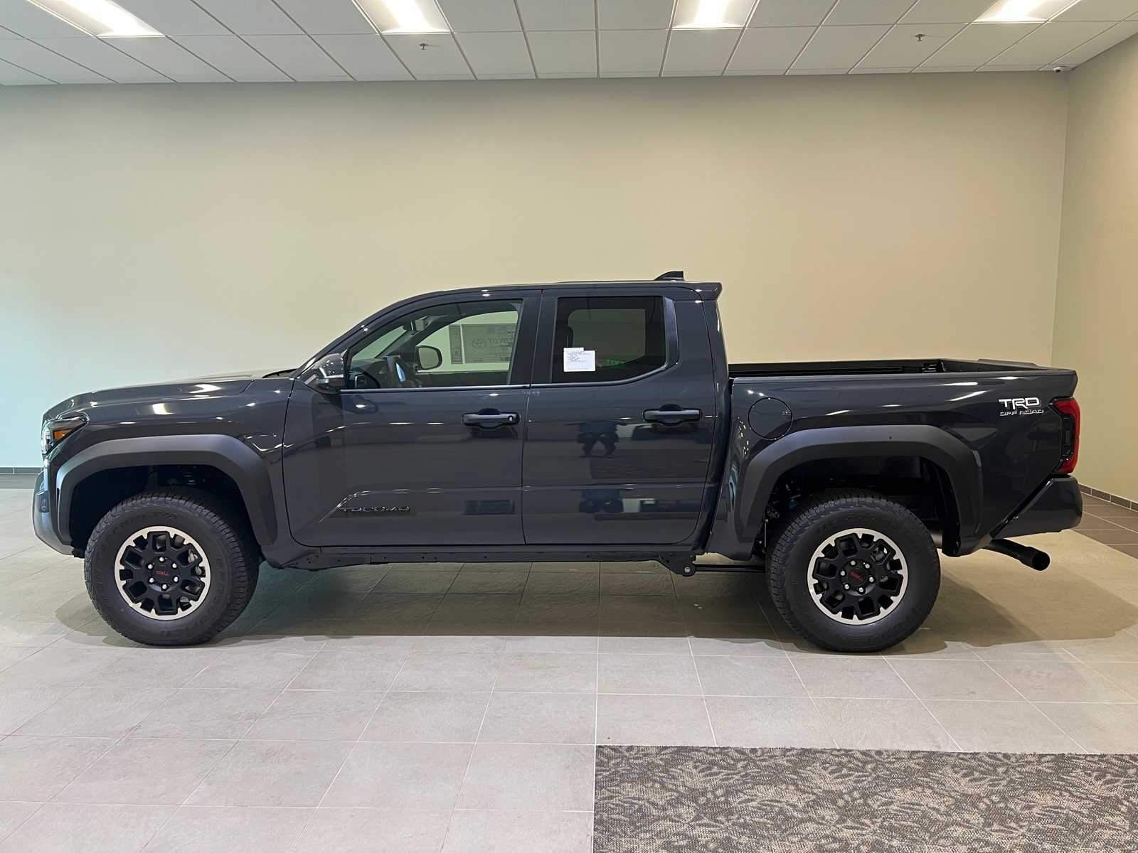 Thumbnail: 2025 Toyota Tacoma - 3