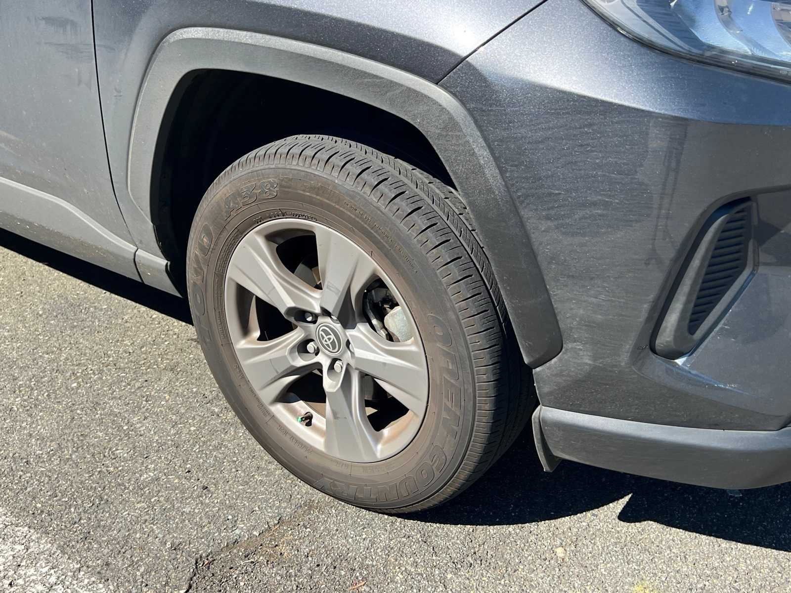2022 Toyota RAV4 LE 5