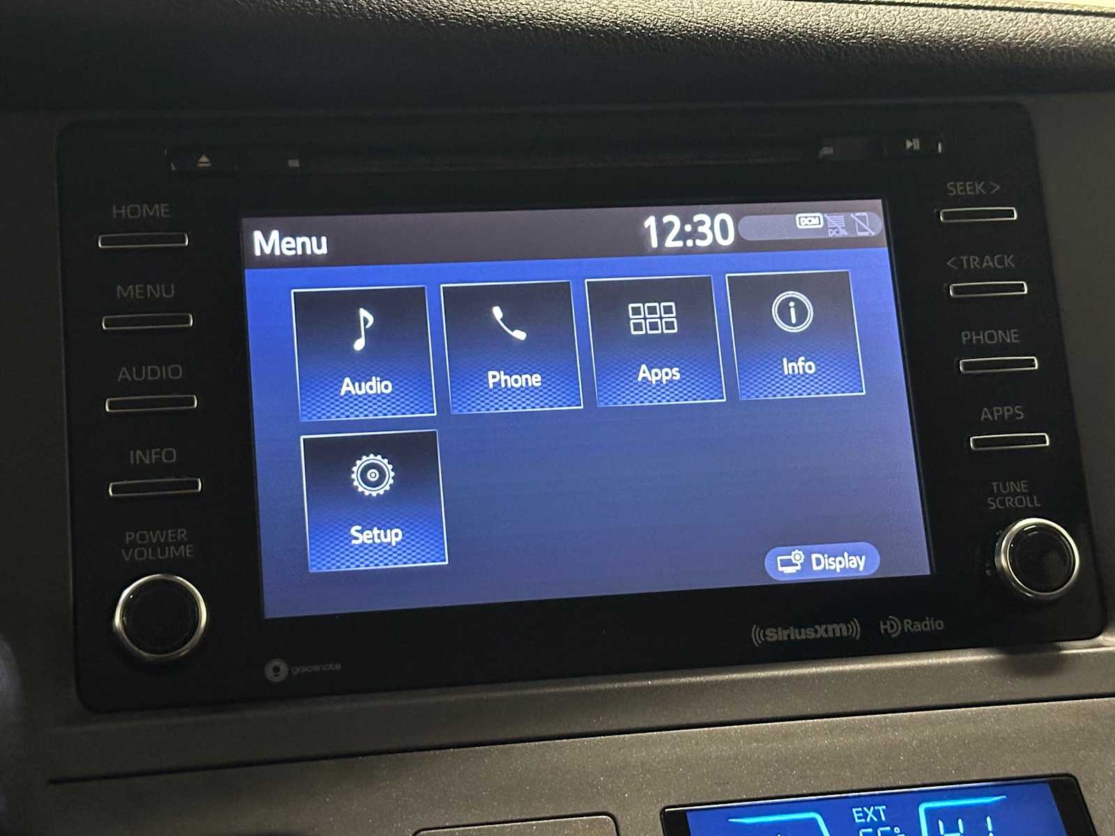 Thumbnail: 2018 Toyota Sienna - 13