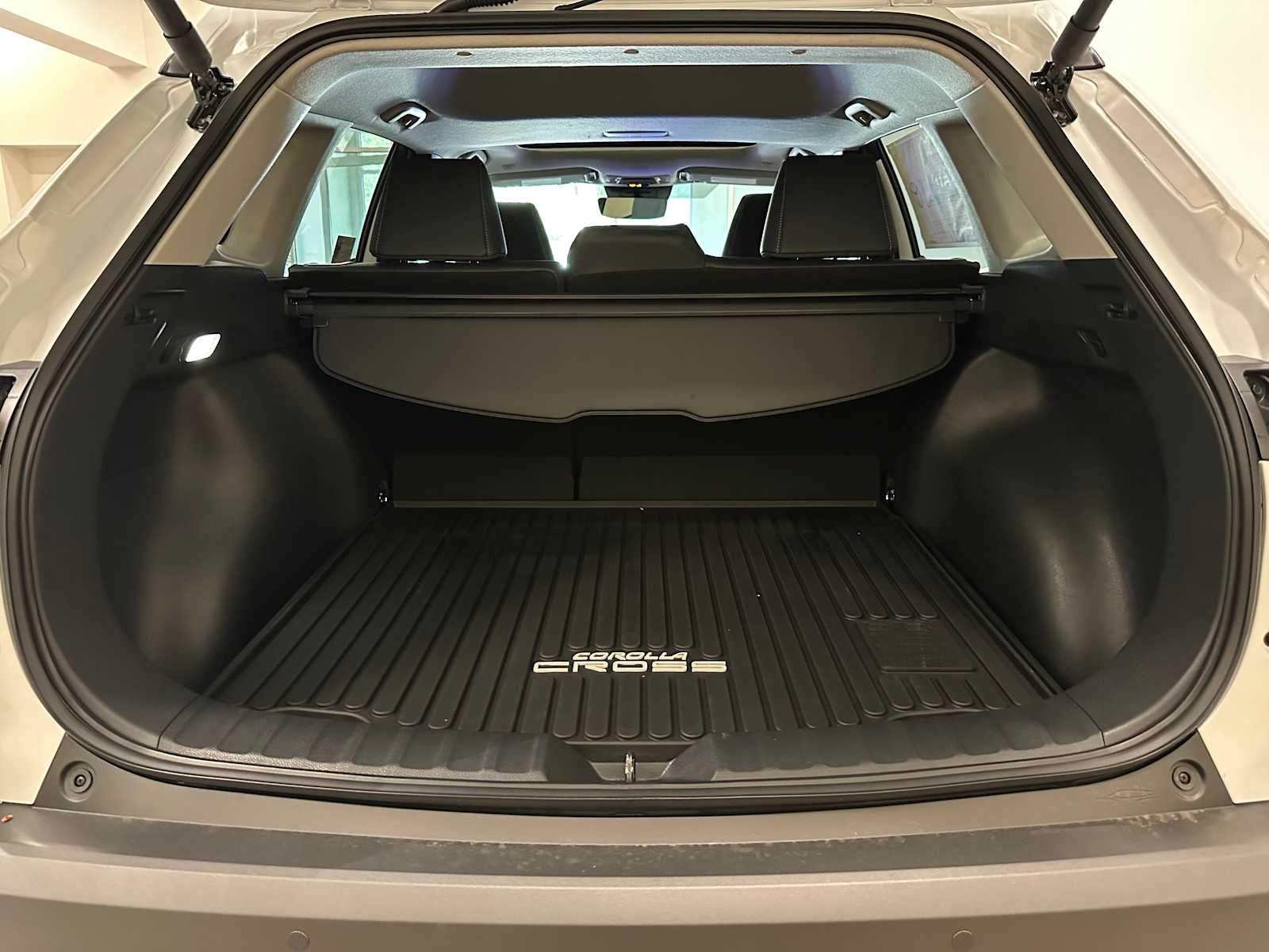 Thumbnail: 2026 Toyota Corolla Cross - 30