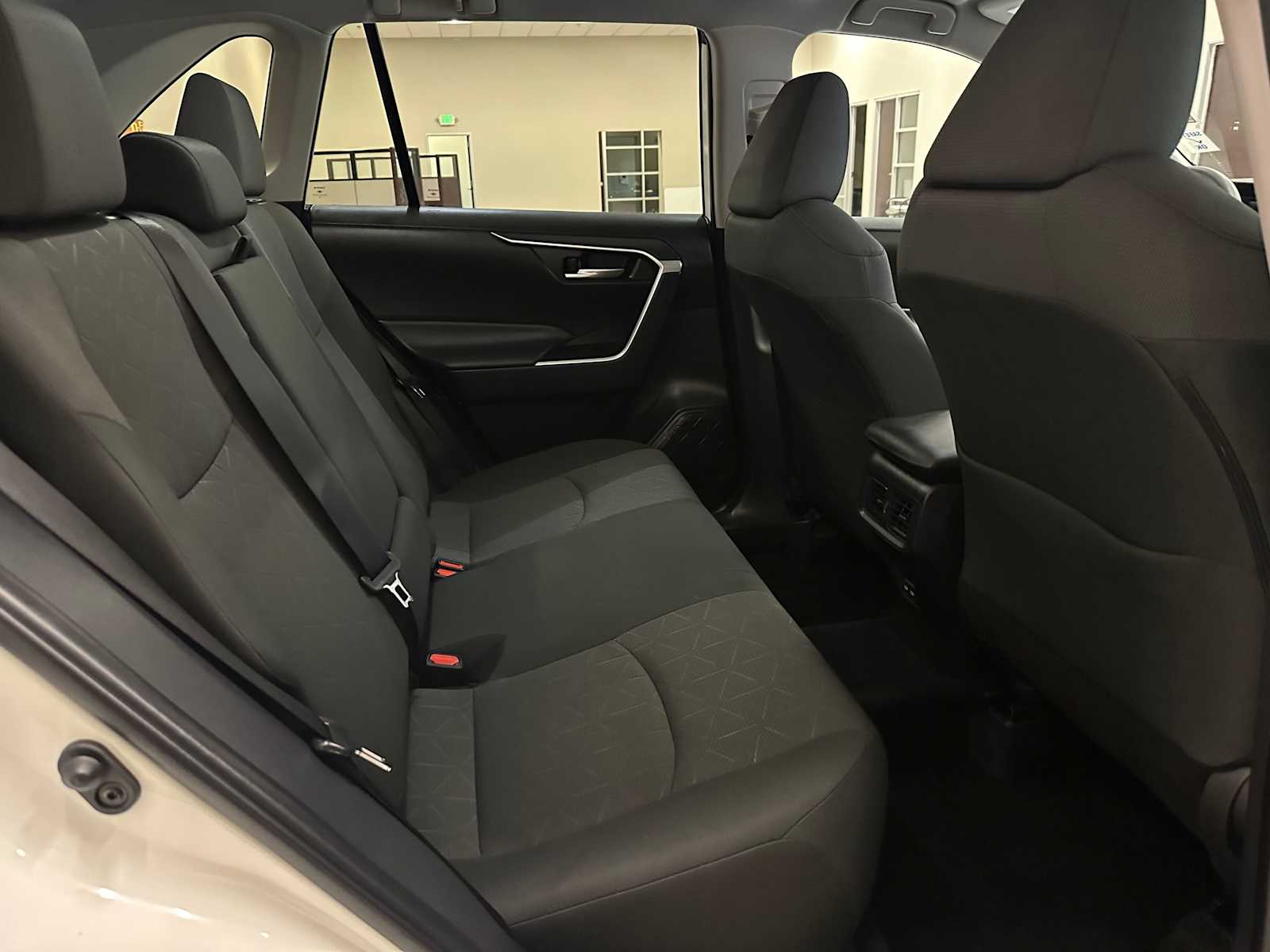 Thumbnail: 2024 Toyota RAV4 - 25