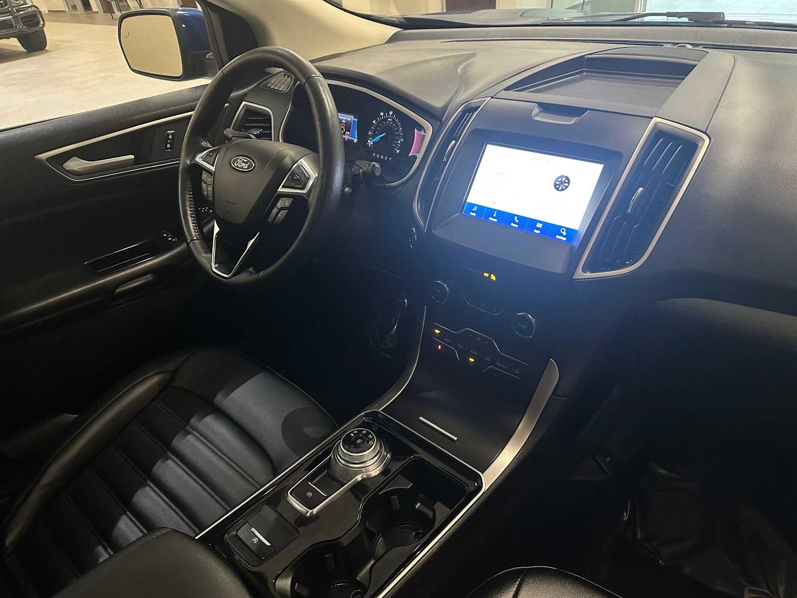 Thumbnail: 2020 Ford Edge - 31