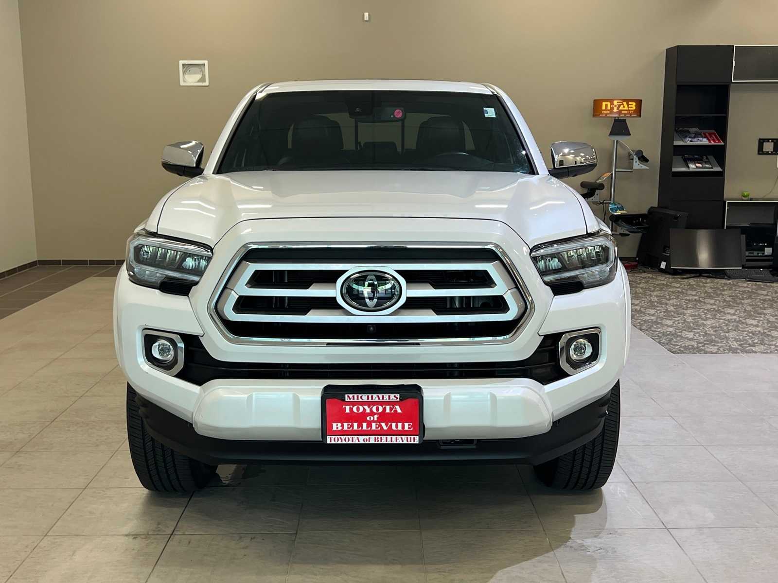 Thumbnail: 2022 Toyota Tacoma - 9