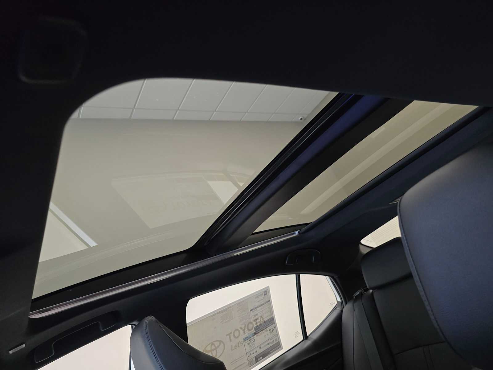 Thumbnail: 2026 Toyota Camry - 21