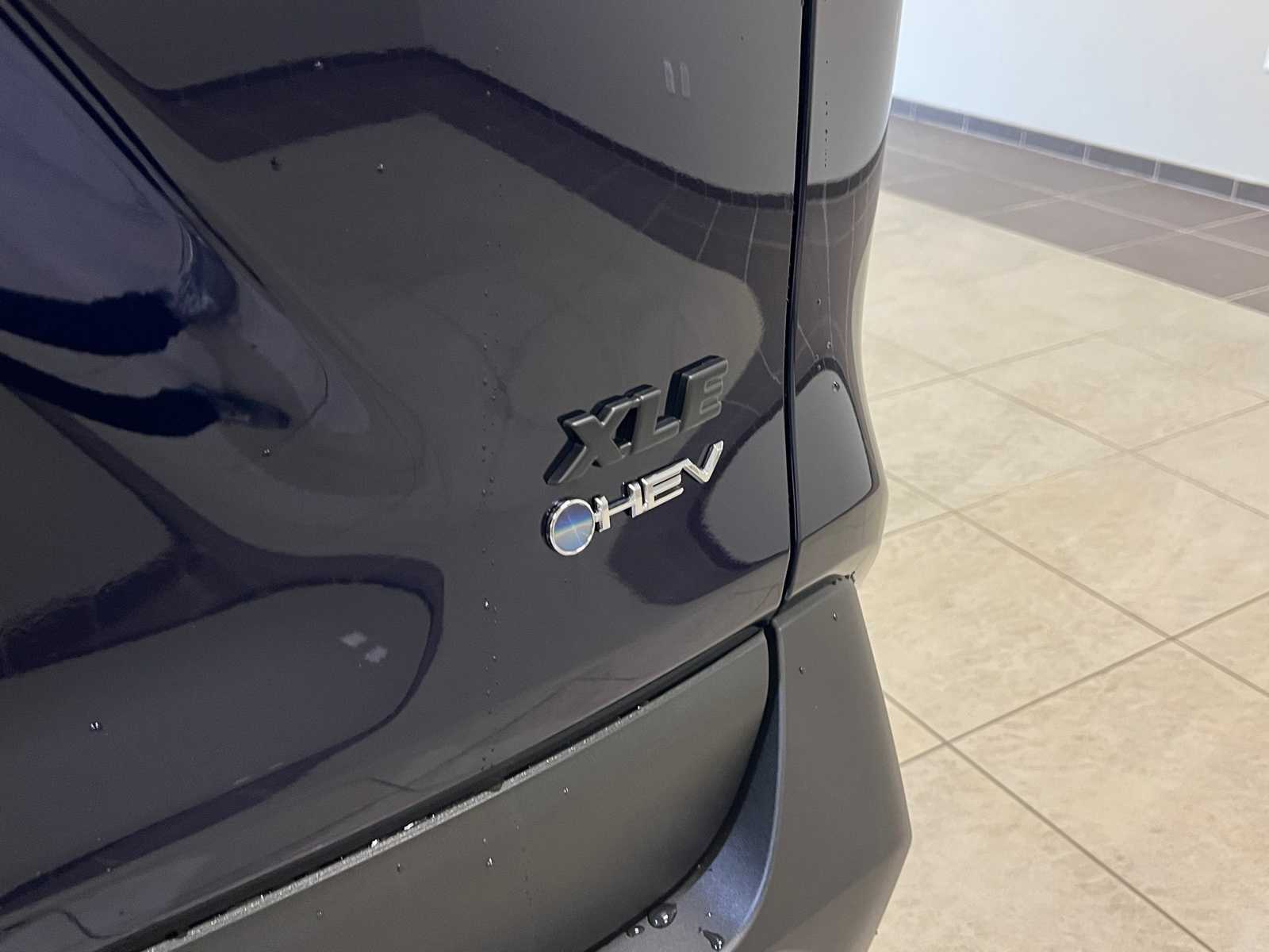 Thumbnail: 2025 Toyota RAV4 - 6