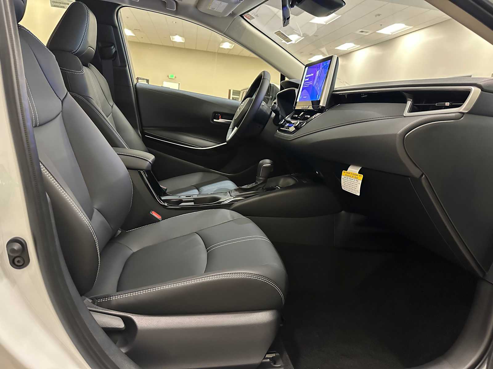 Thumbnail: 2026 Toyota Corolla - 26