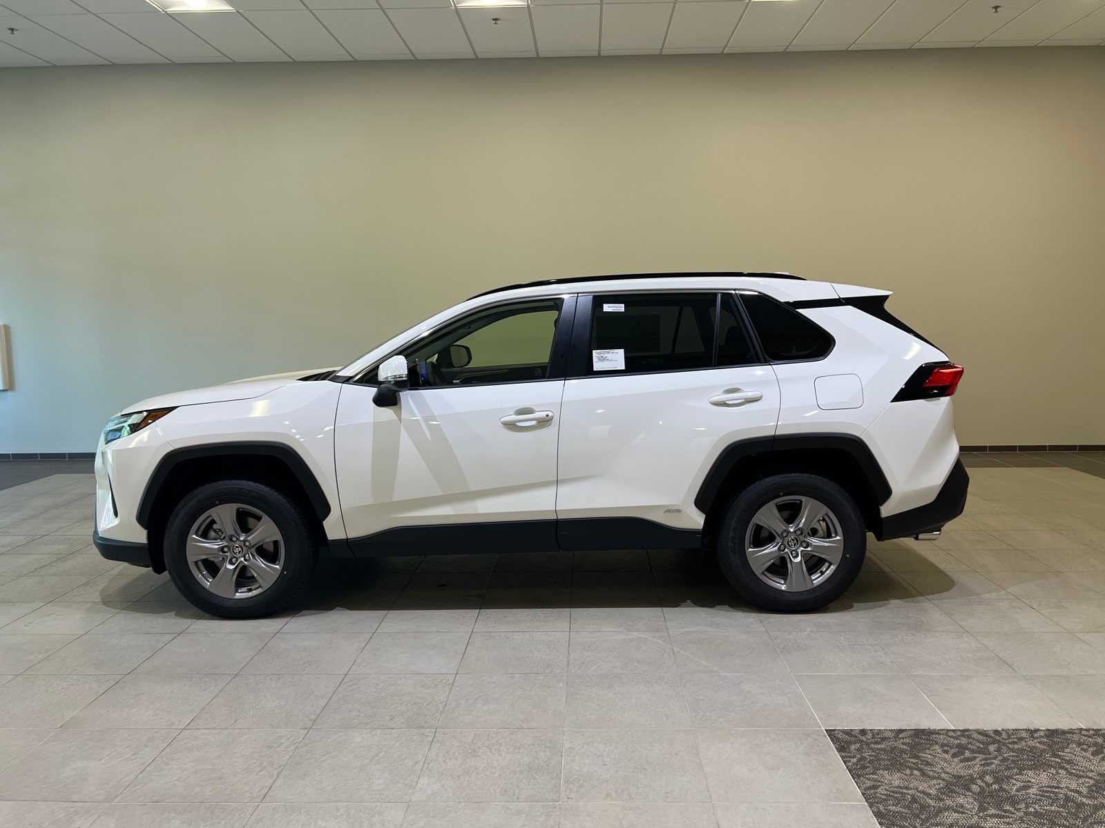 Thumbnail: 2025 Toyota RAV4 - 3