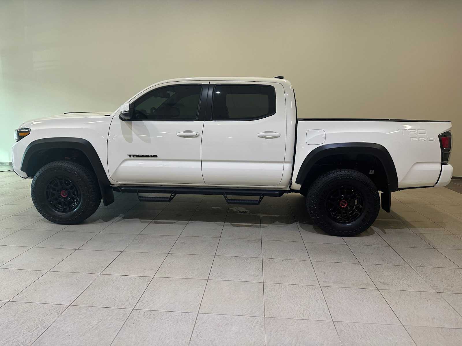 Thumbnail: 2022 Toyota Tacoma - 3
