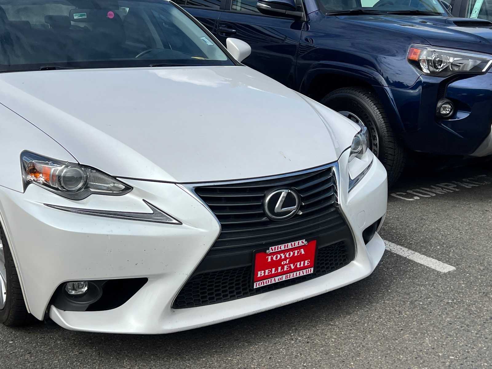 Thumbnail: 2016 Lexus IS - 4