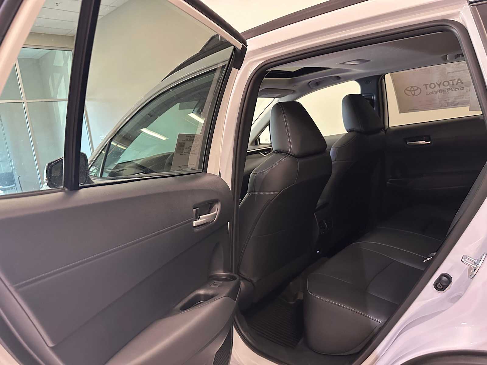 Thumbnail: 2026 Toyota Corolla Cross - 24