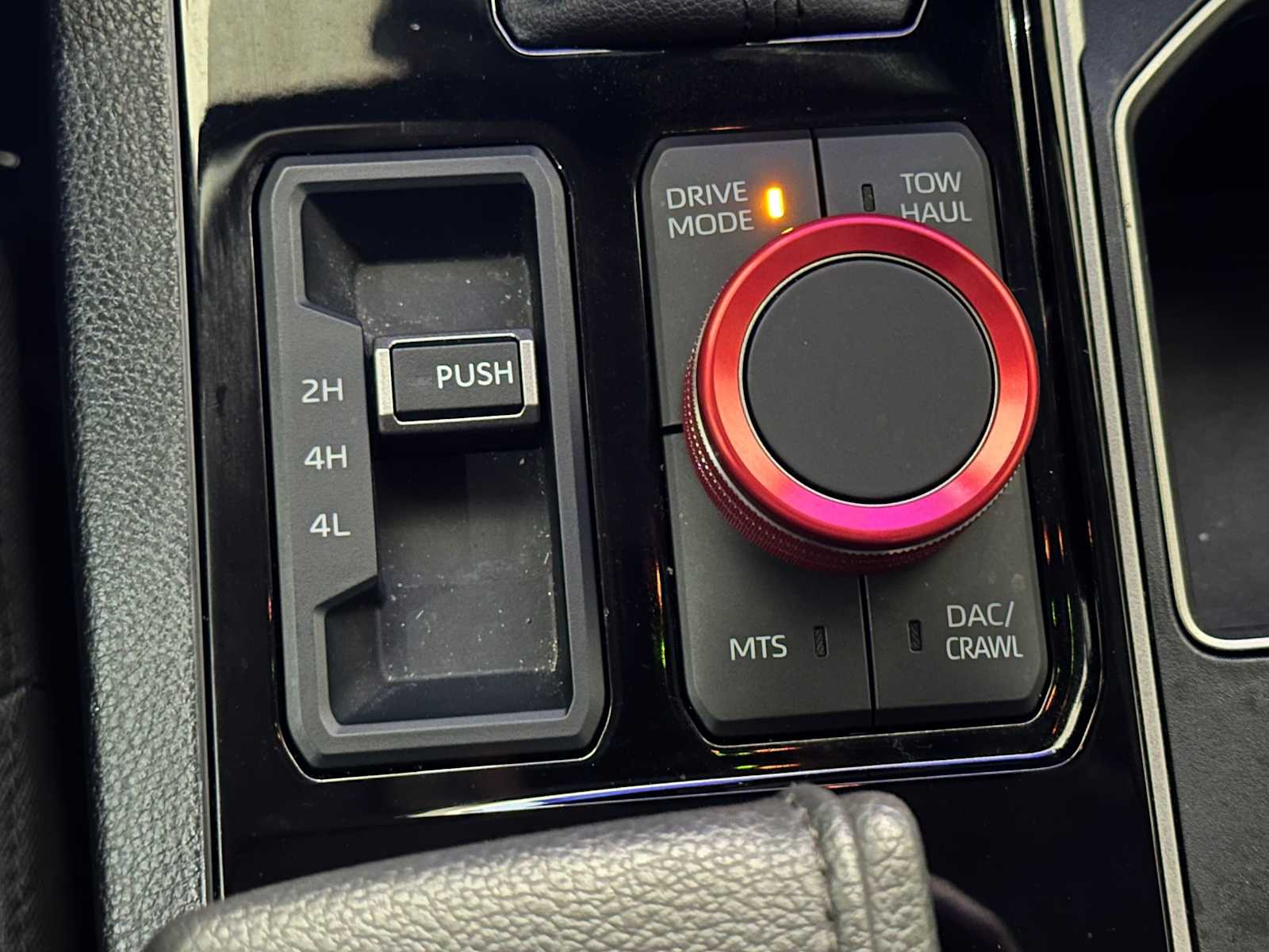 Thumbnail: 2024 Toyota Tundra - 16