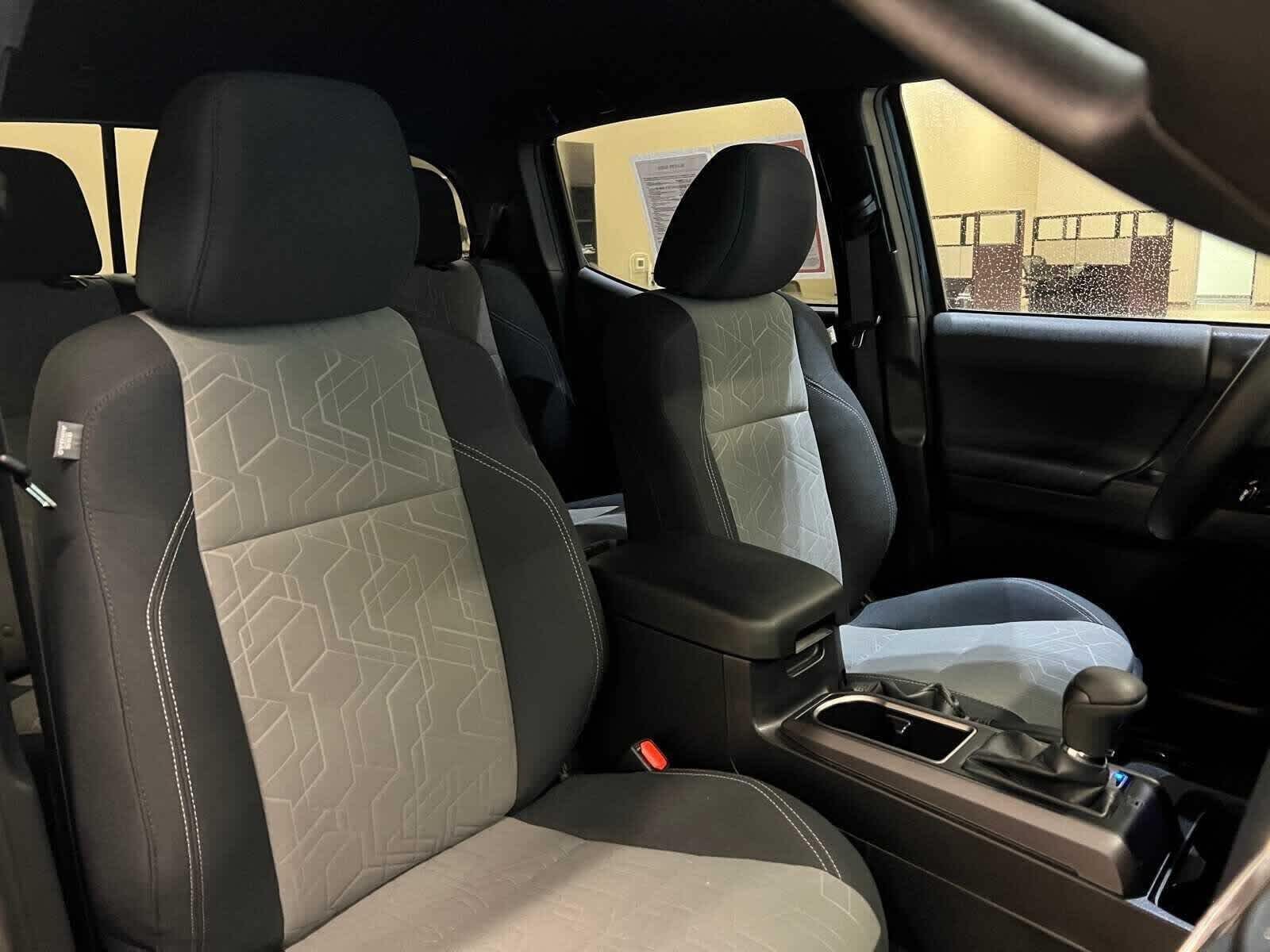 Thumbnail: 2023 Toyota Tacoma - 13