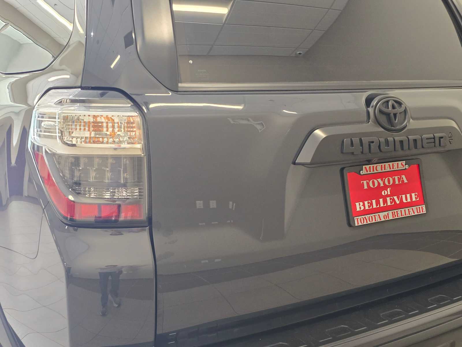Thumbnail: 2024 Toyota 4Runner - 6