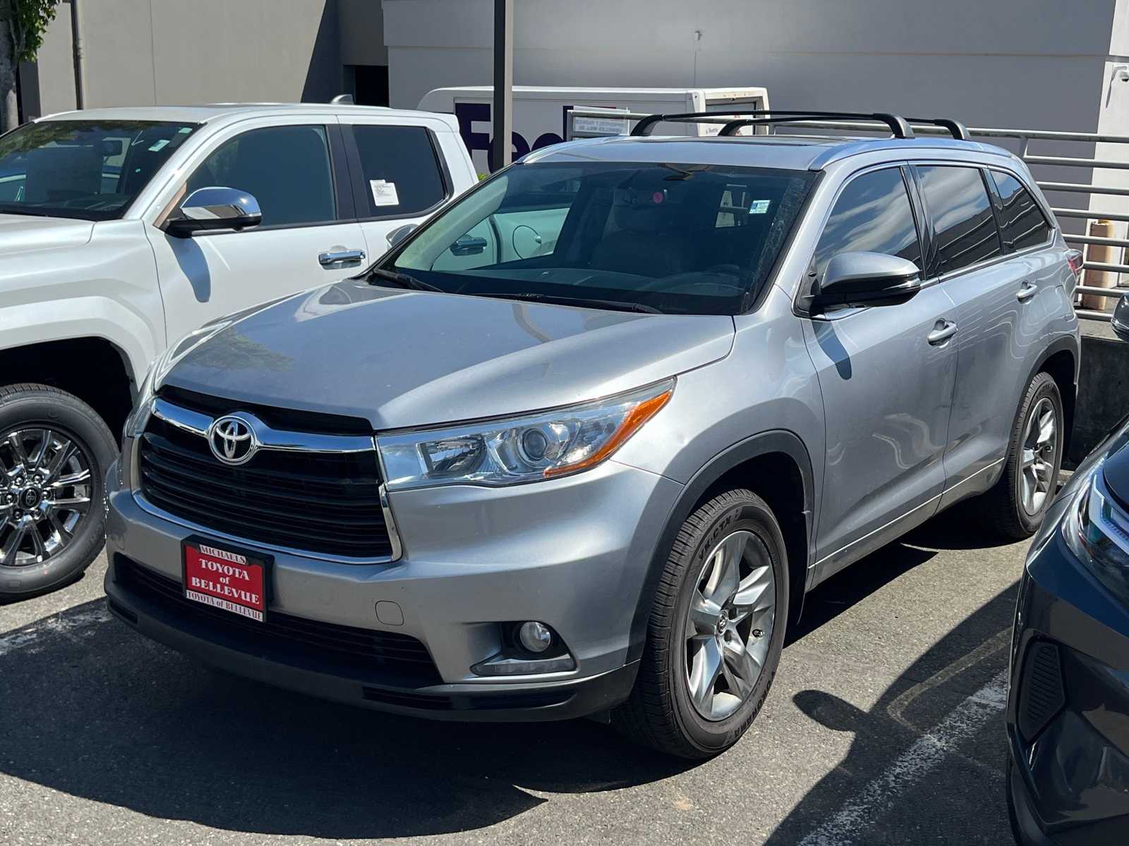2016 Toyota Highlander Limited Hero Image