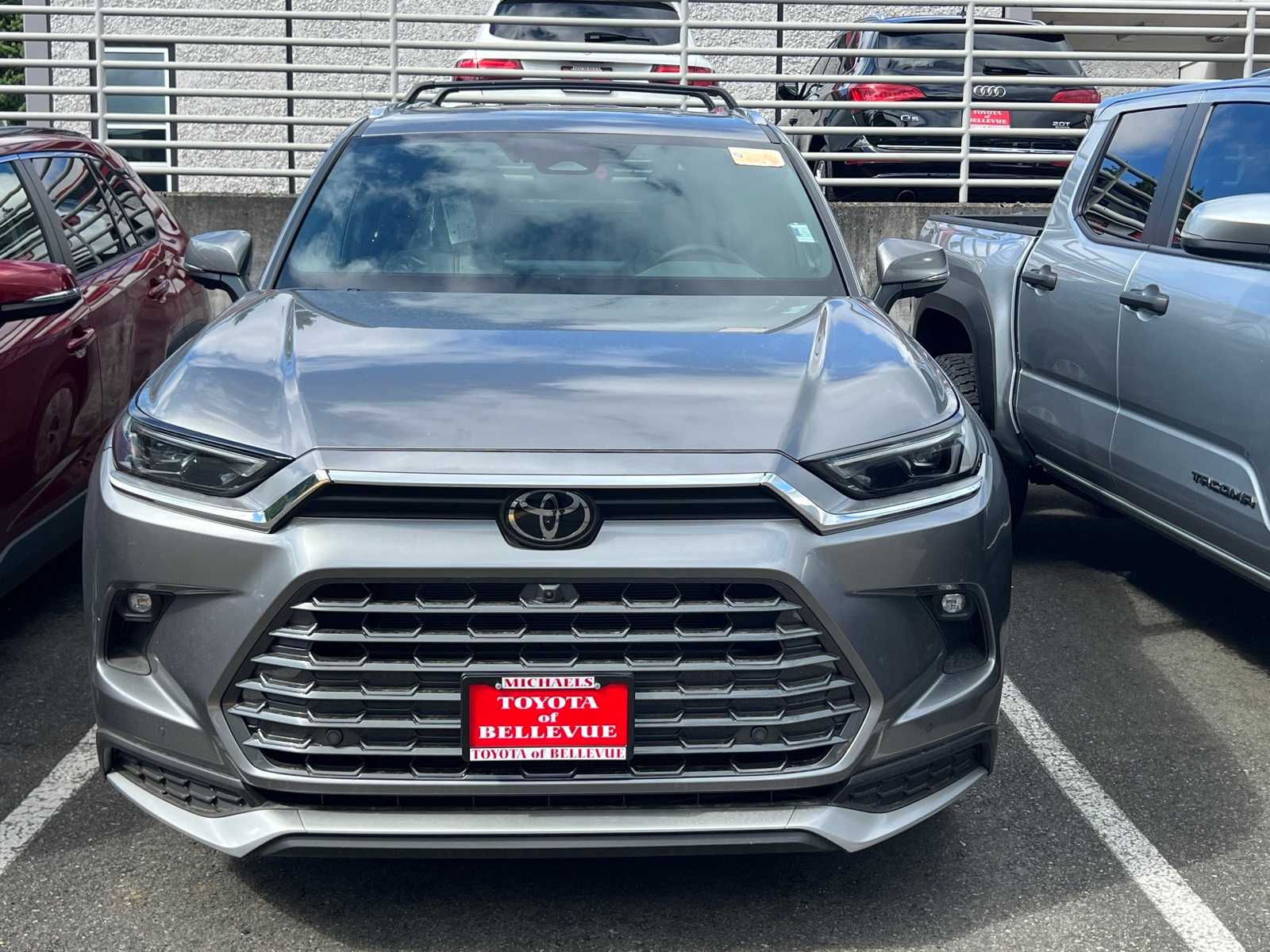 Thumbnail: 2025 Toyota Grand Highlander - 2