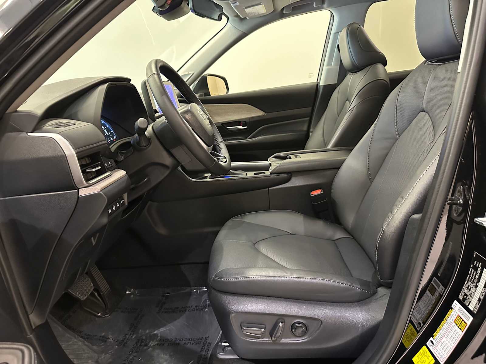 Thumbnail: 2024 Toyota Grand Highlander - 22