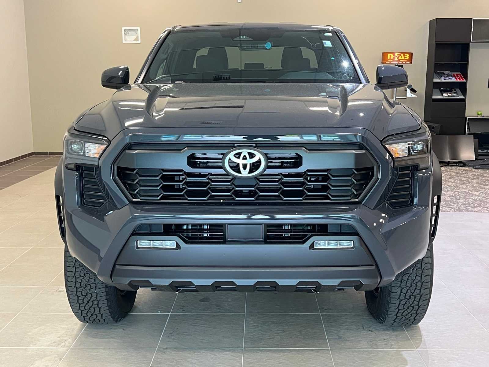 Thumbnail: 2025 Toyota Tacoma - 8