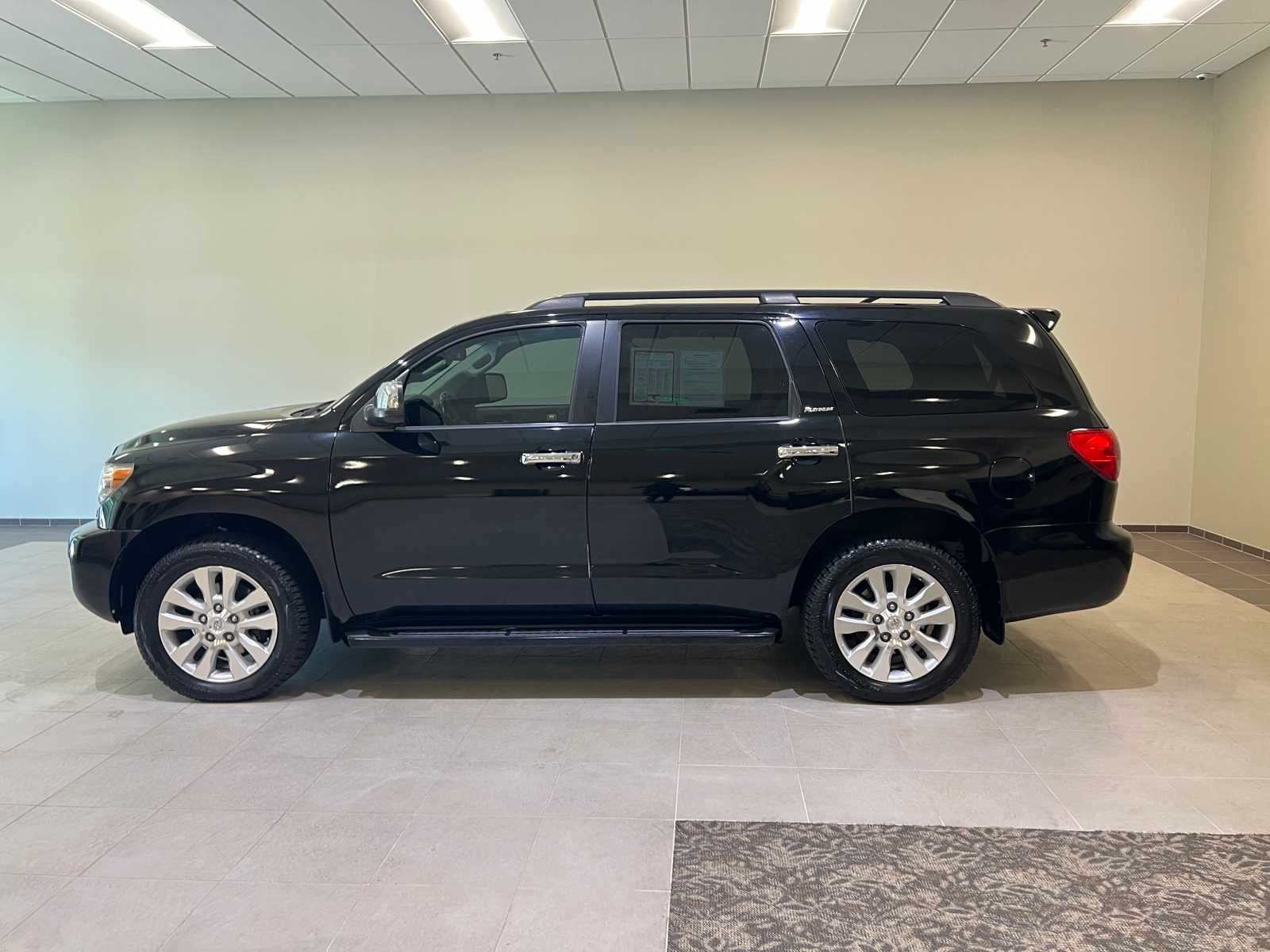 Thumbnail: 2014 Toyota Sequoia - 3