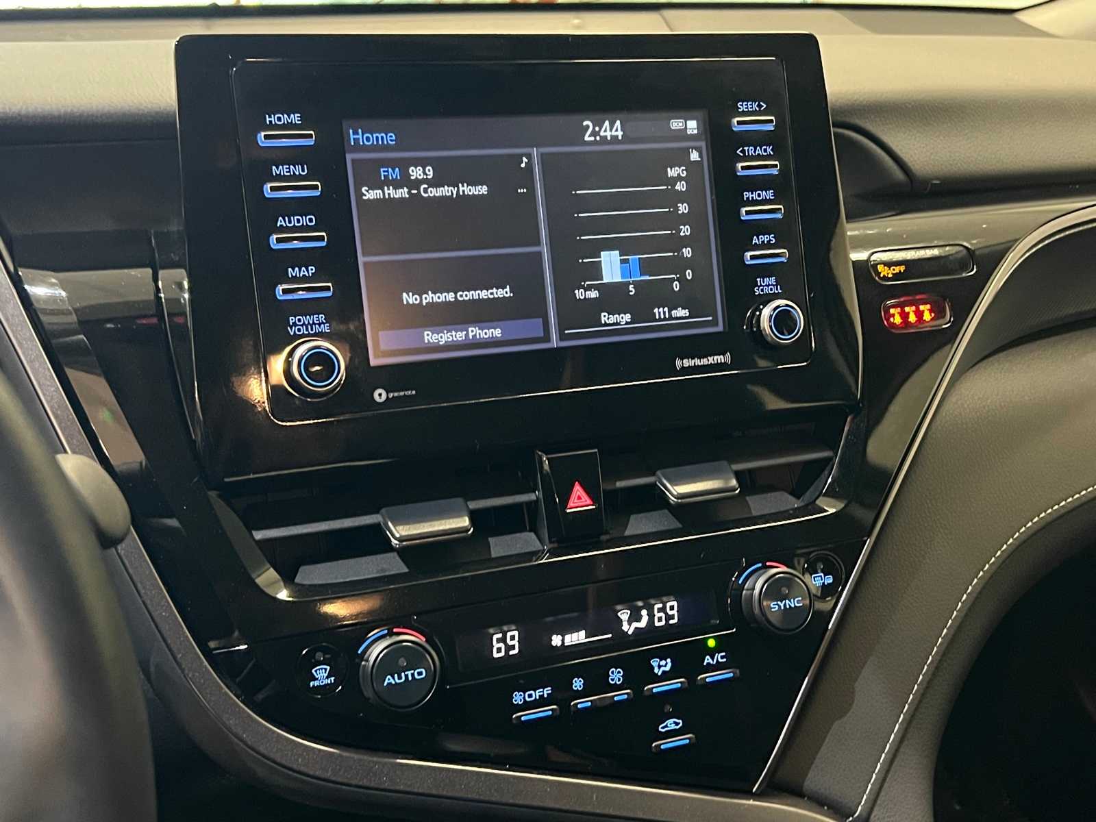 Thumbnail: 2024 Toyota Camry - 24