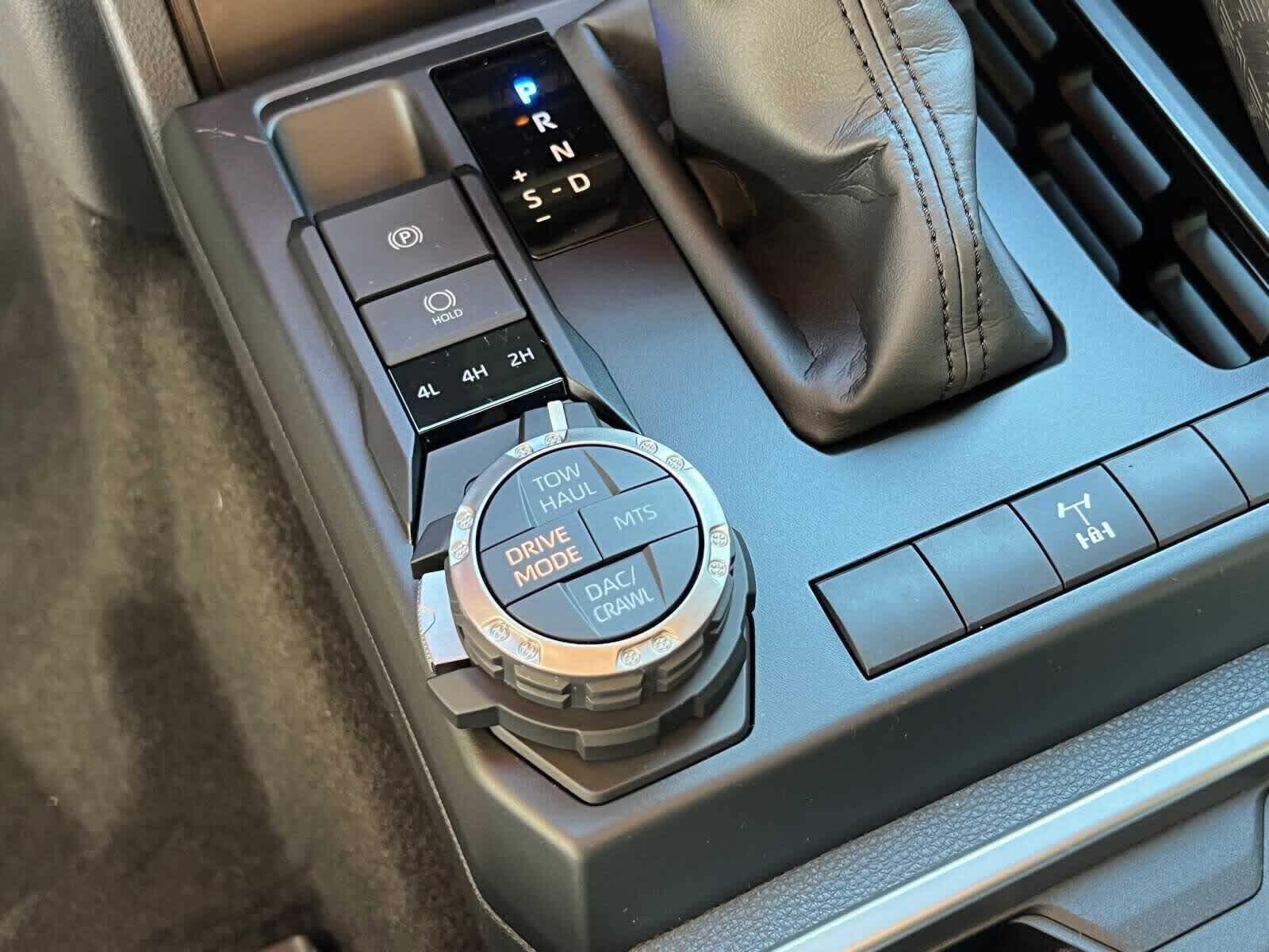 Thumbnail: 2025 Toyota 4Runner - 24