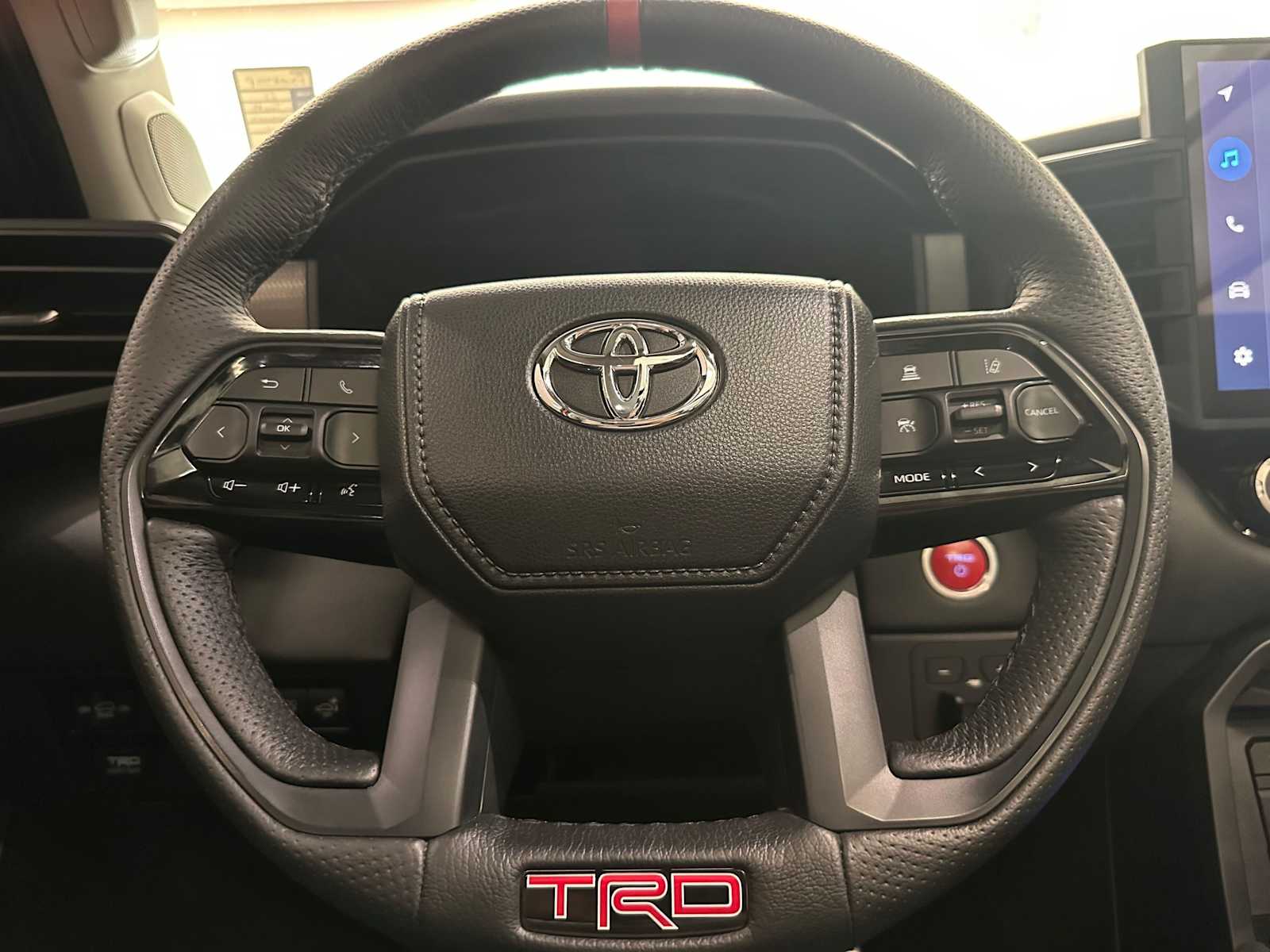 Thumbnail: 2023 Toyota Sequoia - 10