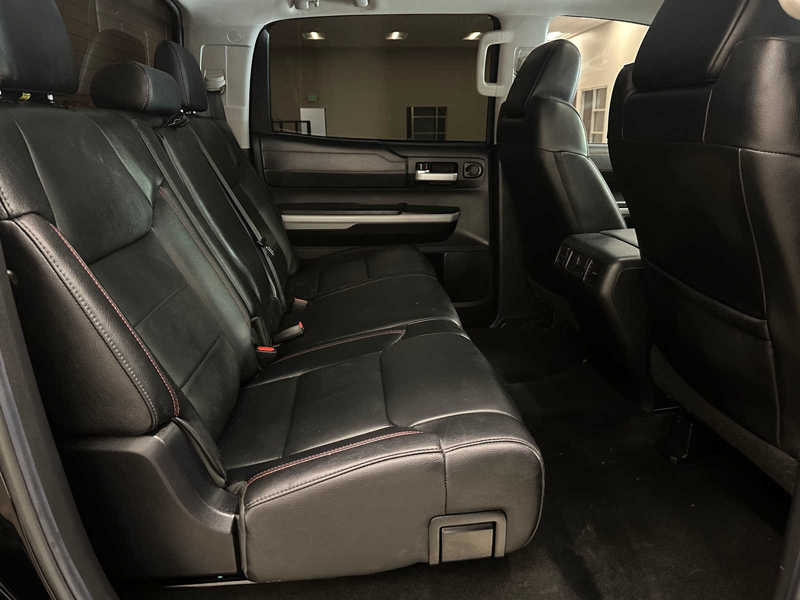 Thumbnail: 2019 Toyota Tundra - 25