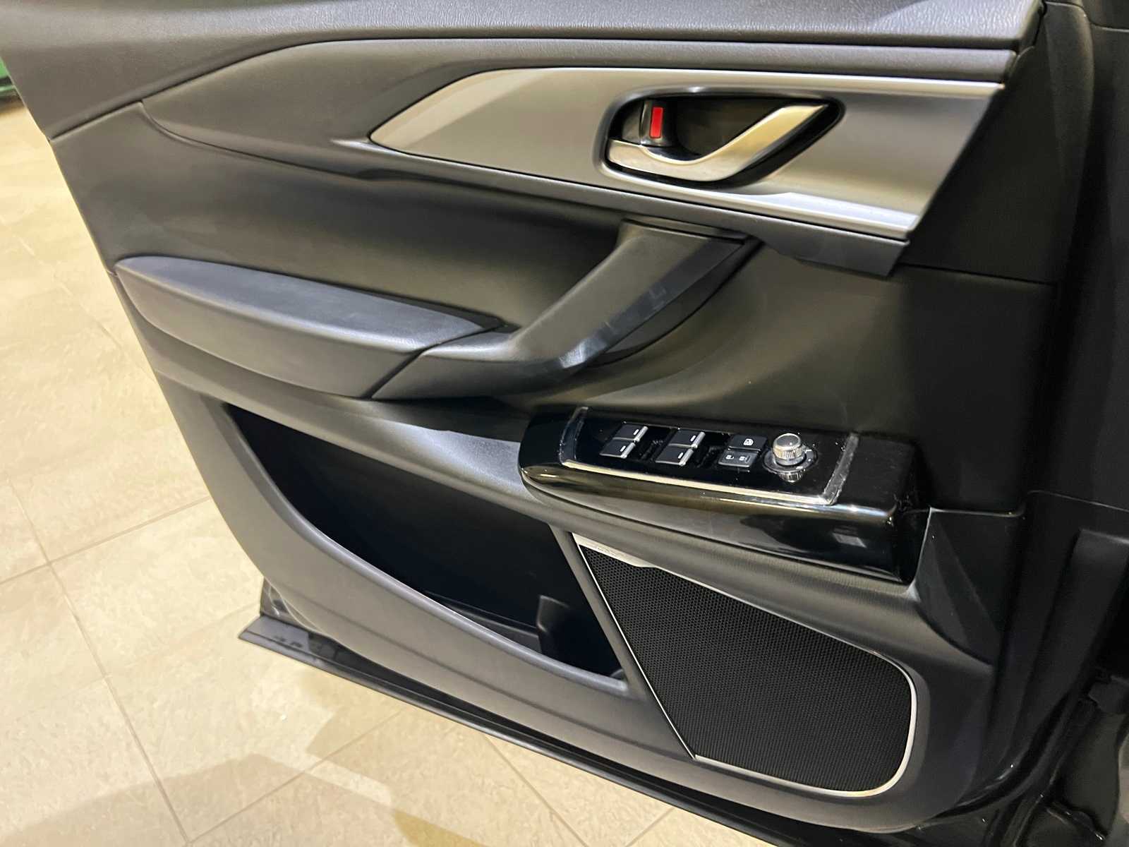 Thumbnail: 2022 Mazda CX-9 - 18